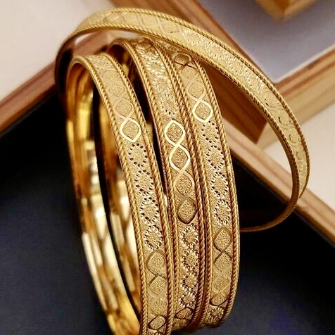LADIES BANGLE