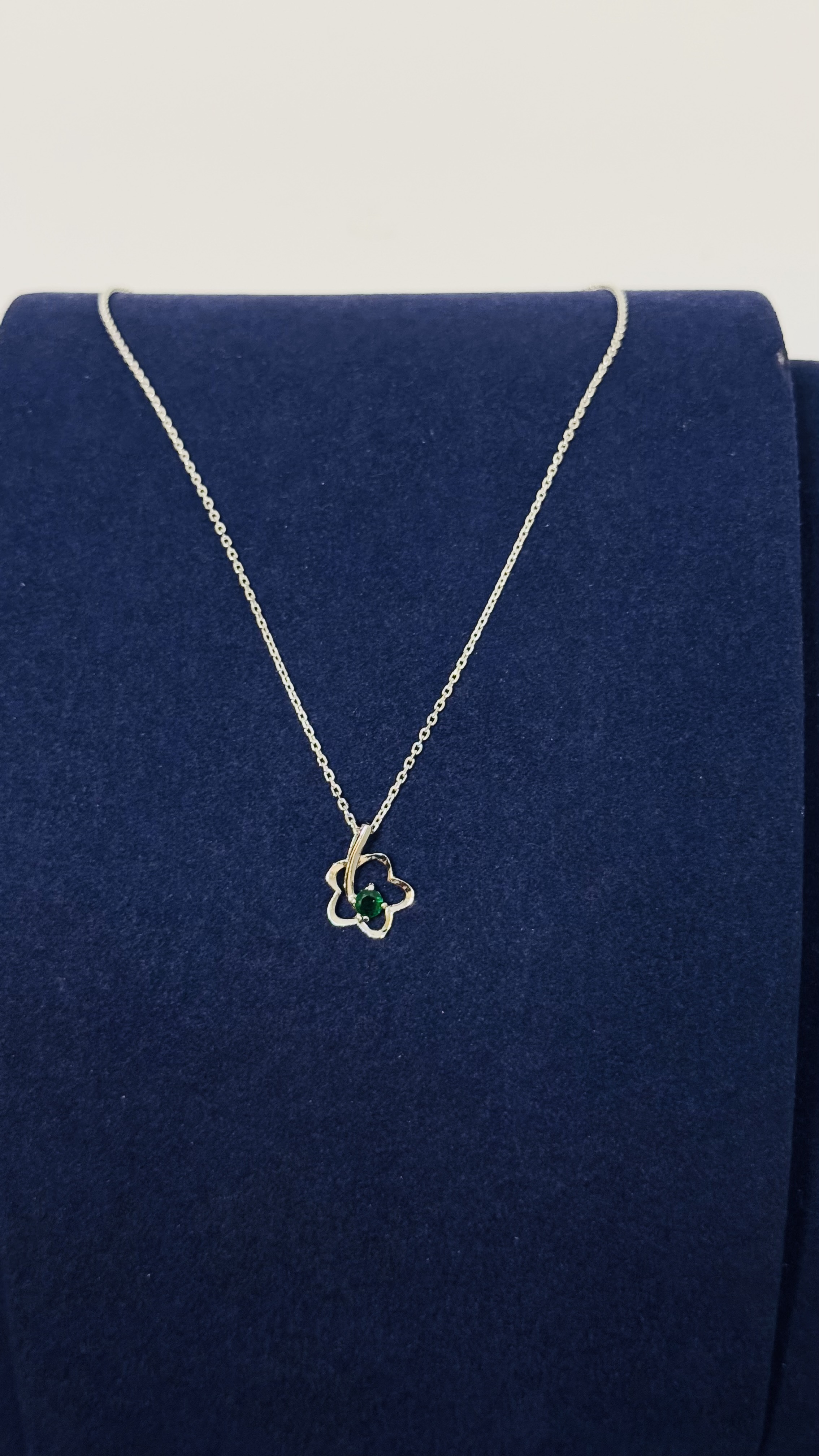 START SILVER PENDANT