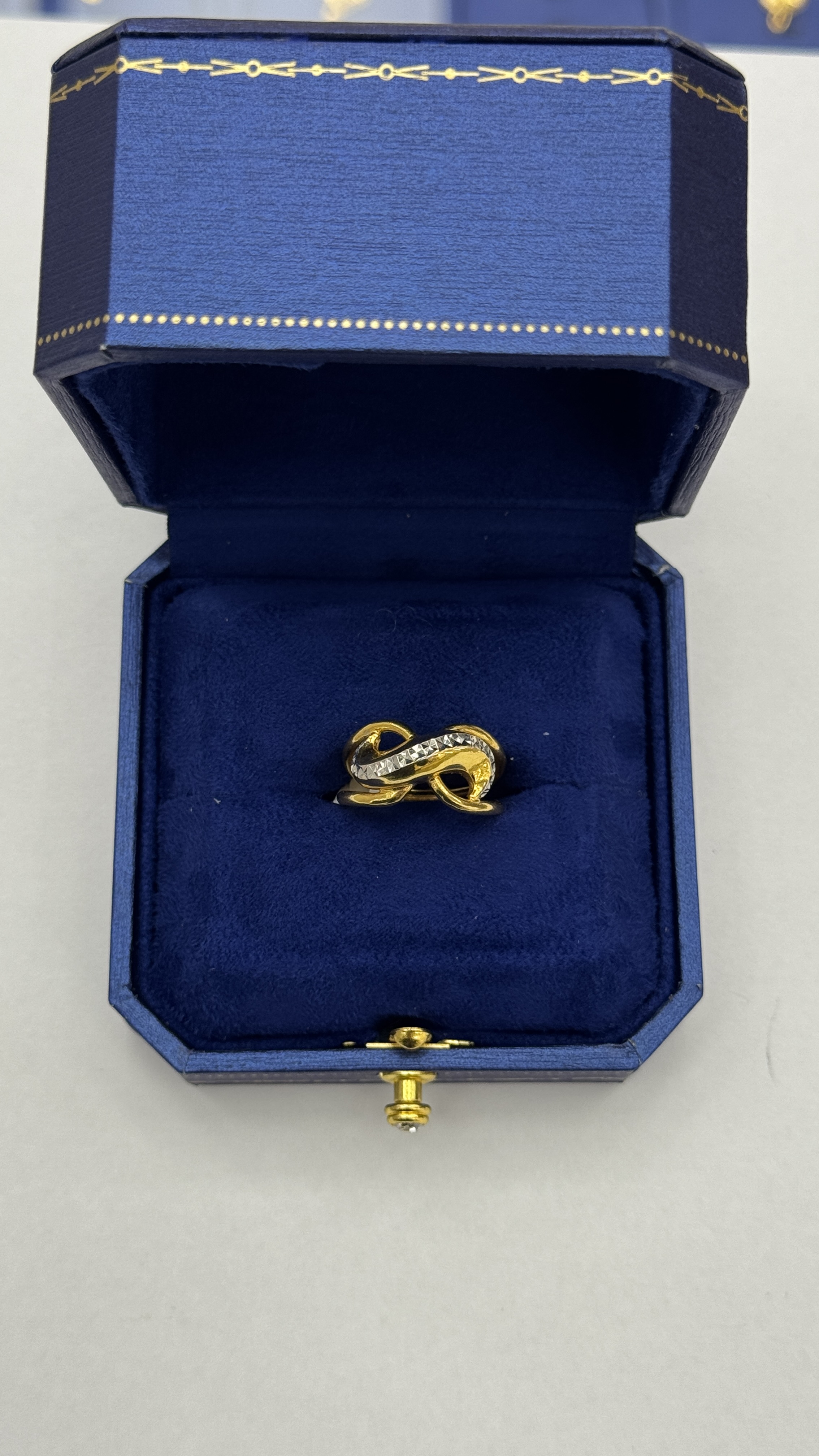 Women Ring 5.63g