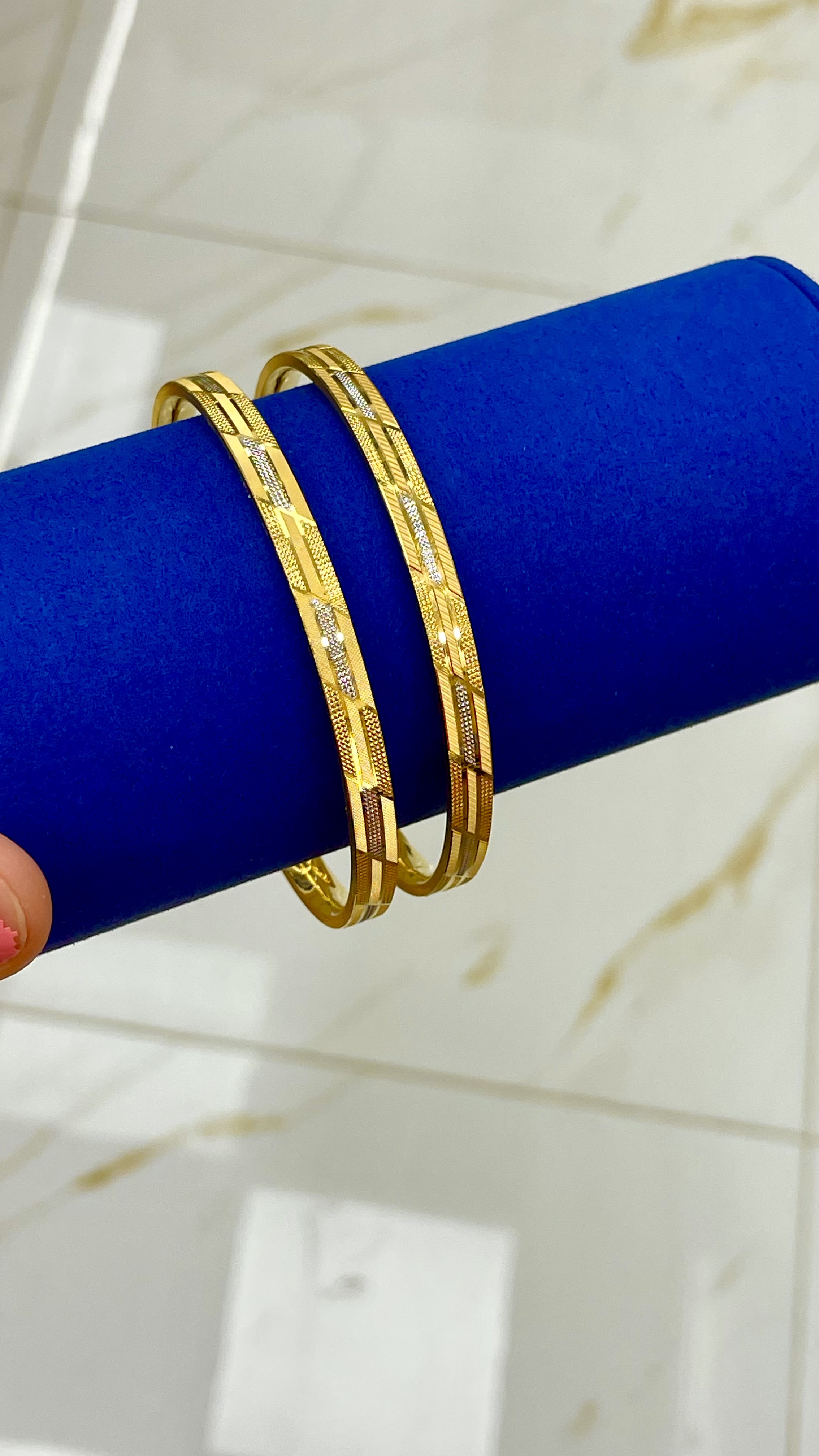 Women bangles 23.96 g