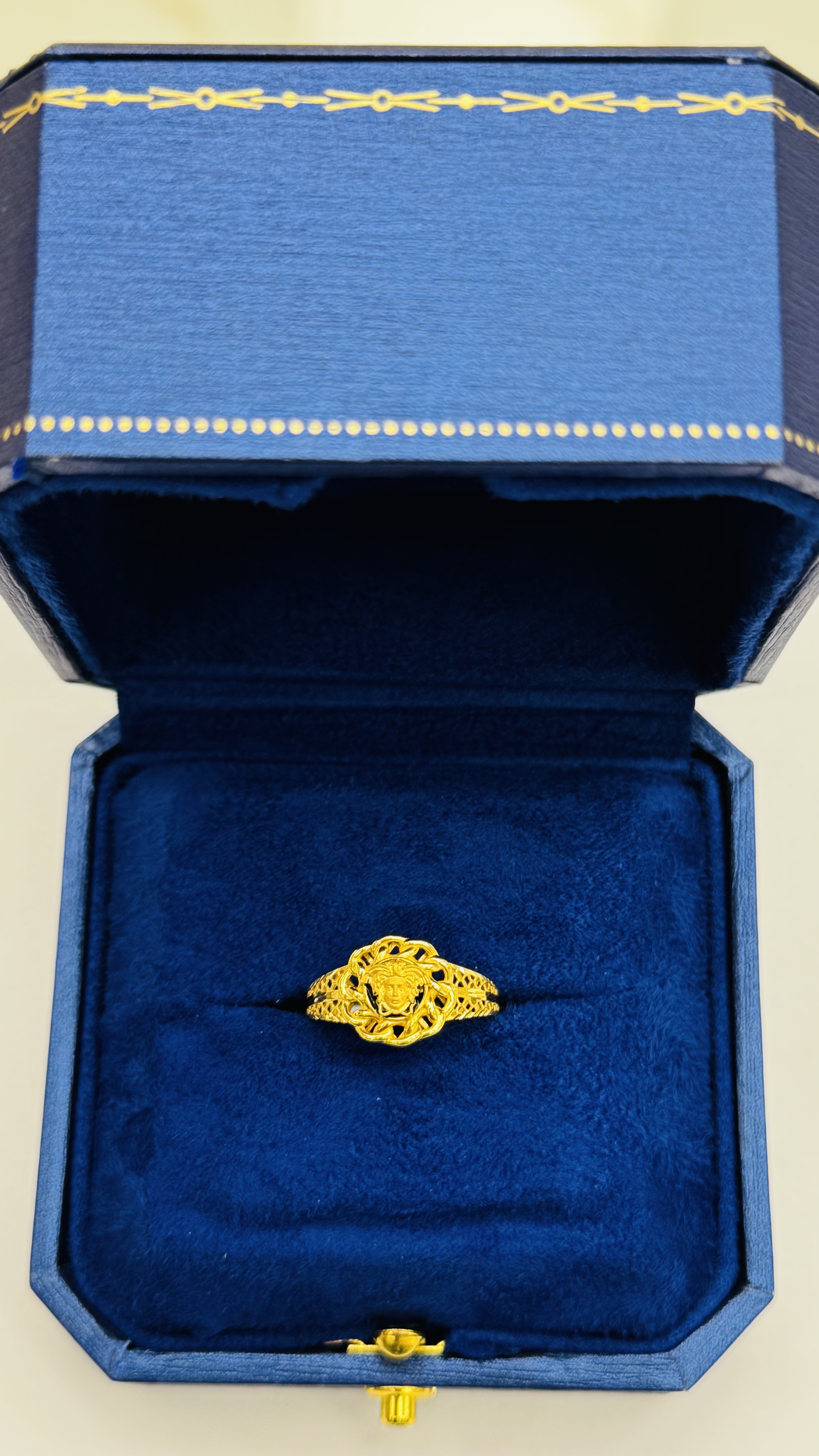 Women ring 2.44