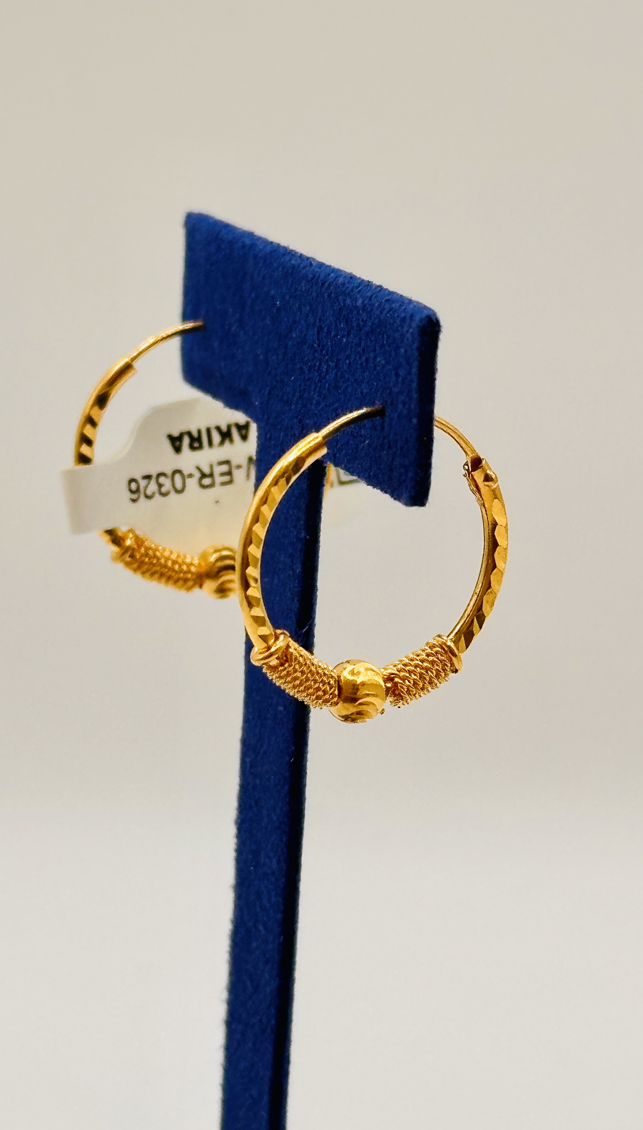 Women earrings 2.62 g