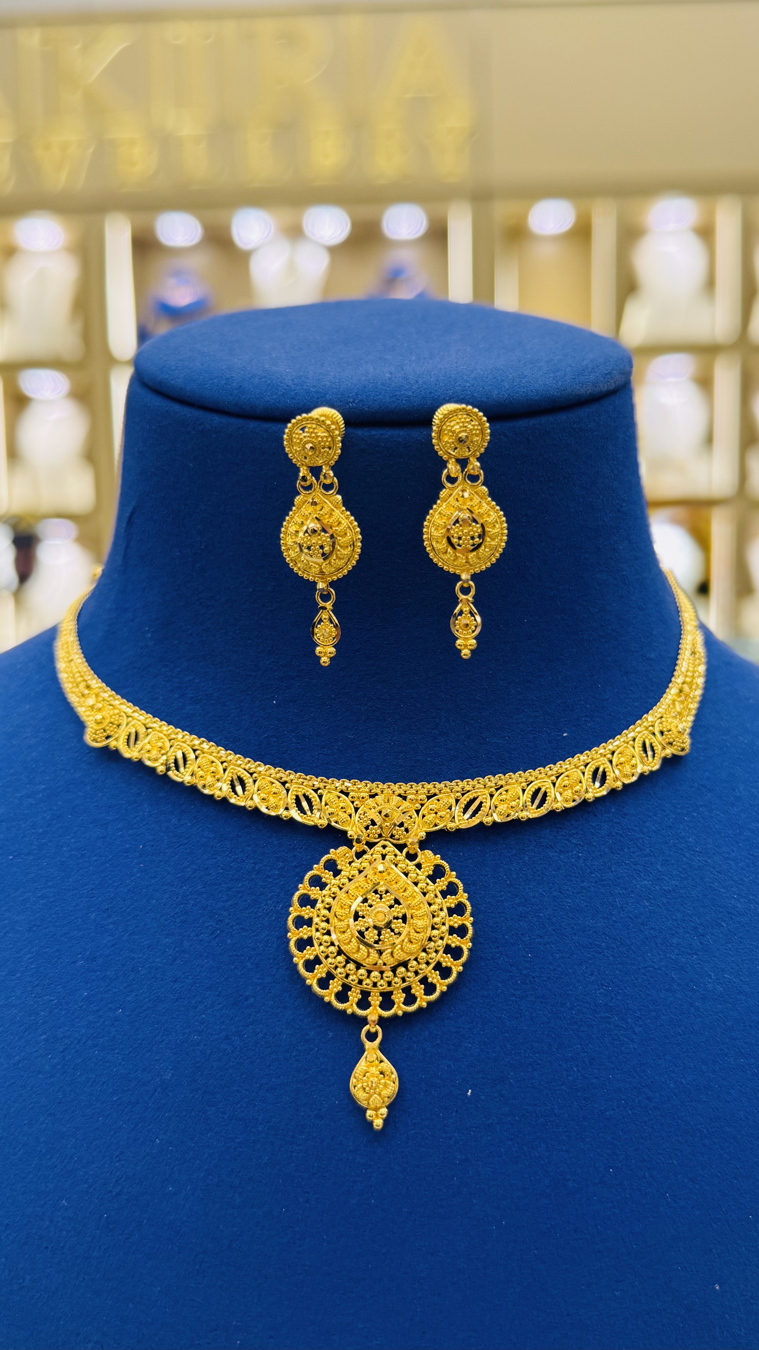 Women necklace 20.70g