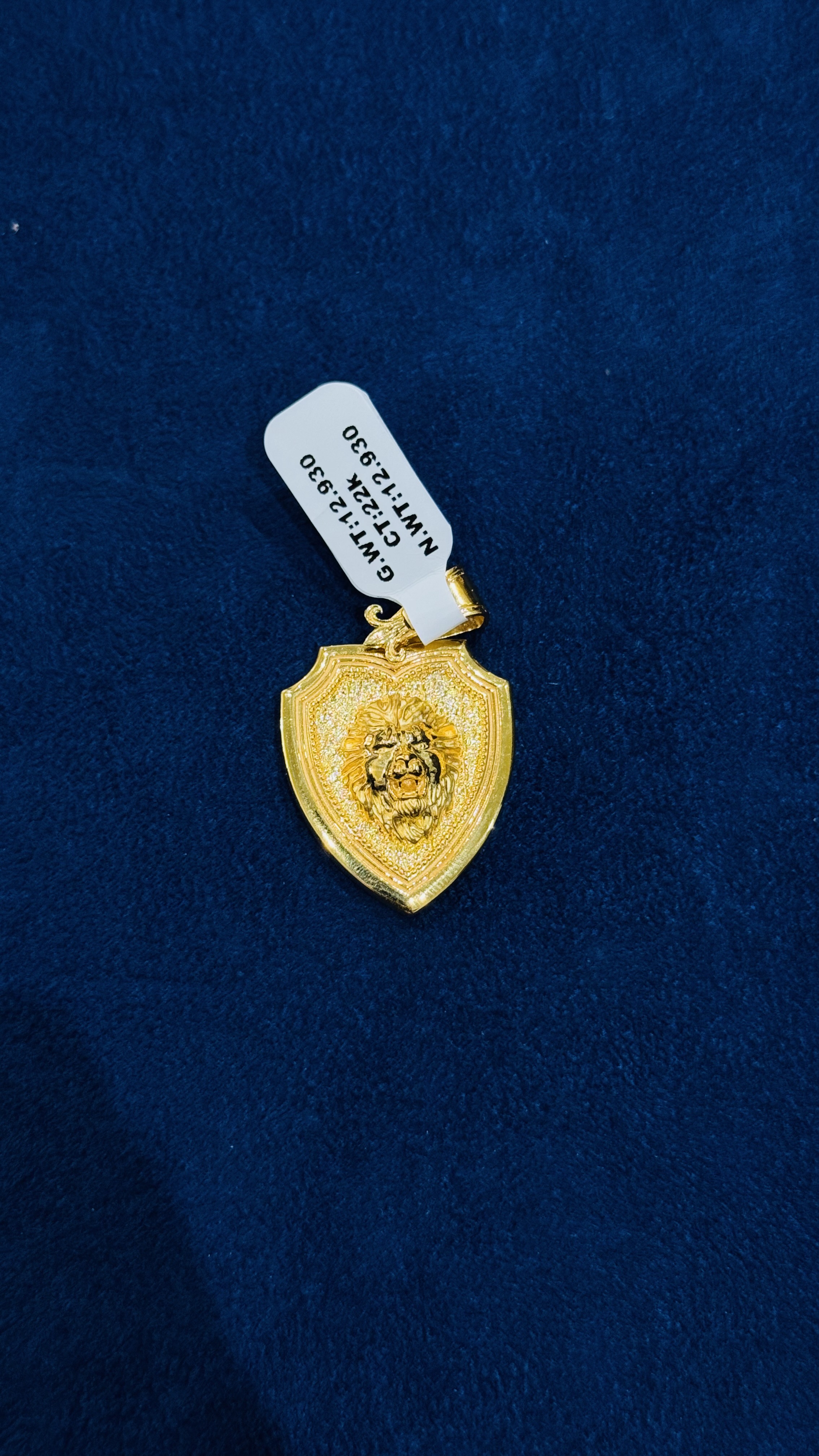 LION GOLD MENS PENDANT