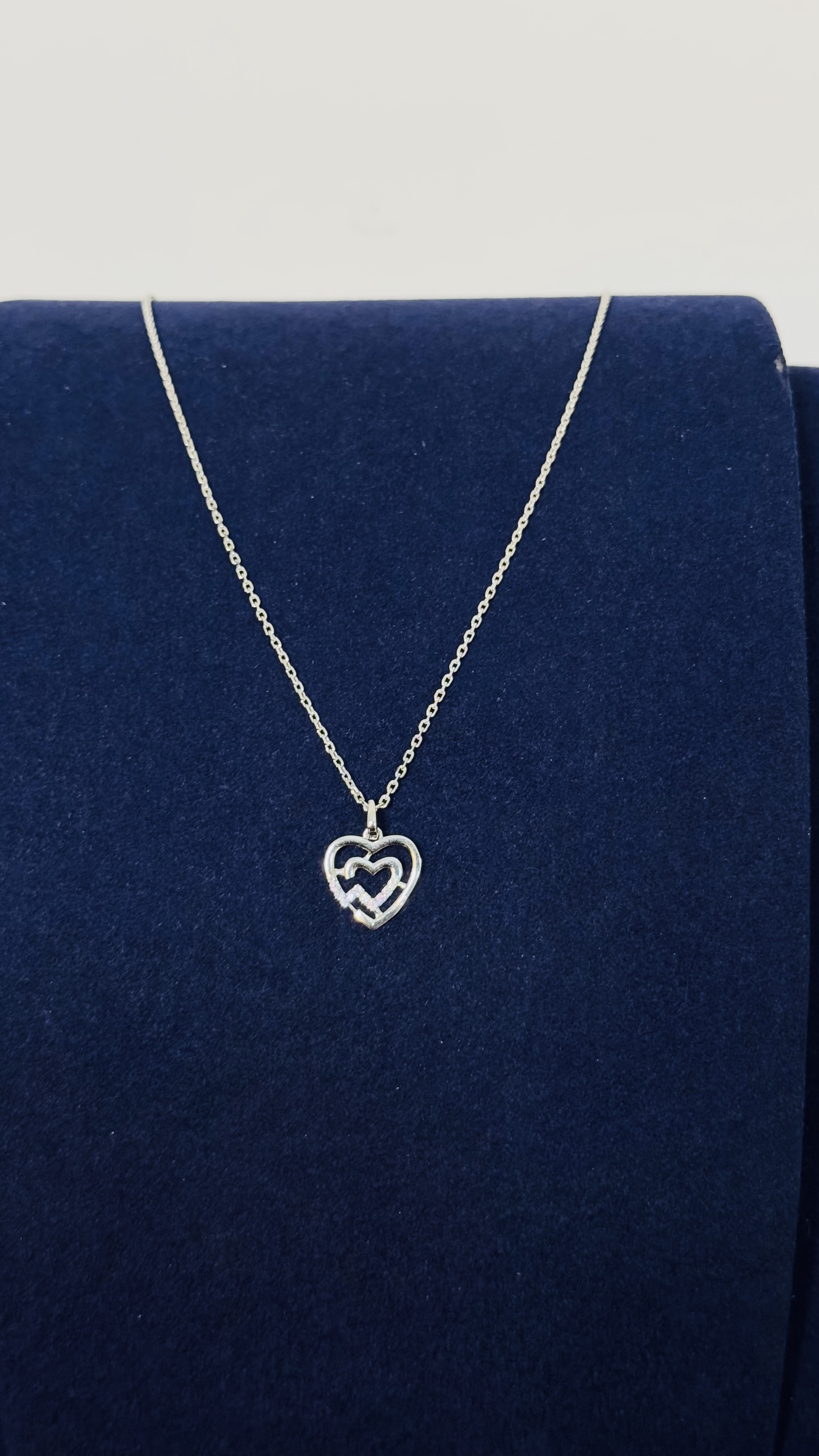 HEART SILVER NECKLACE