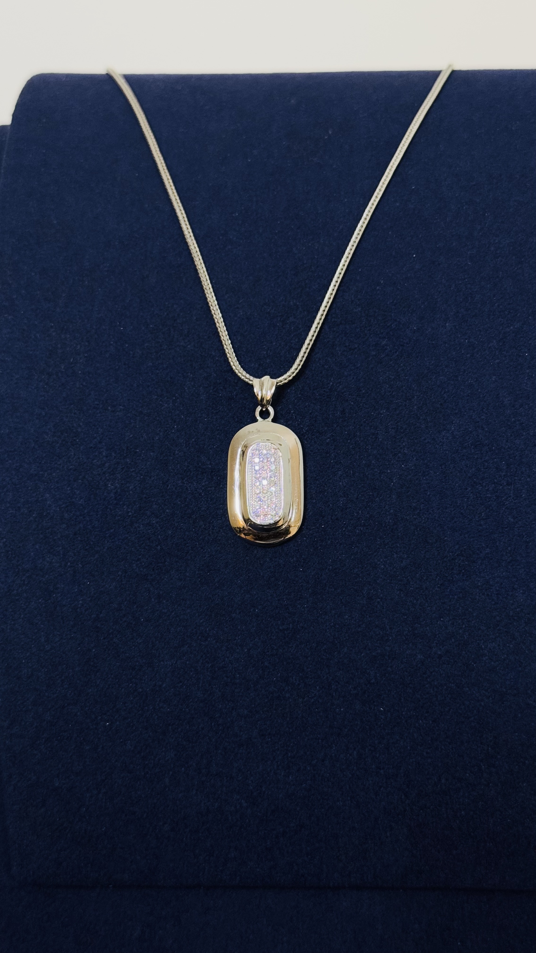 Oval silver pendant