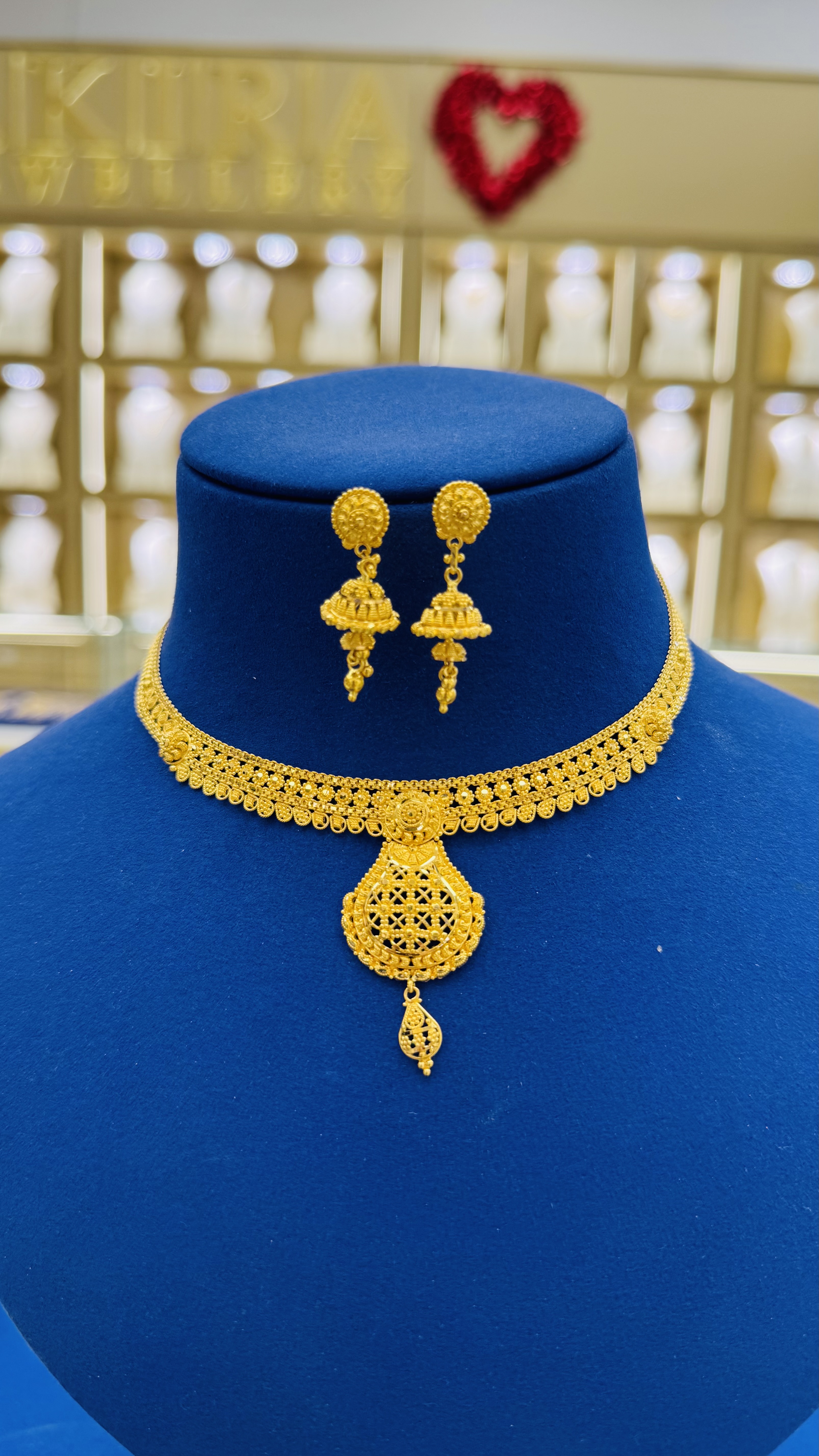 Women Necklace 21.83g