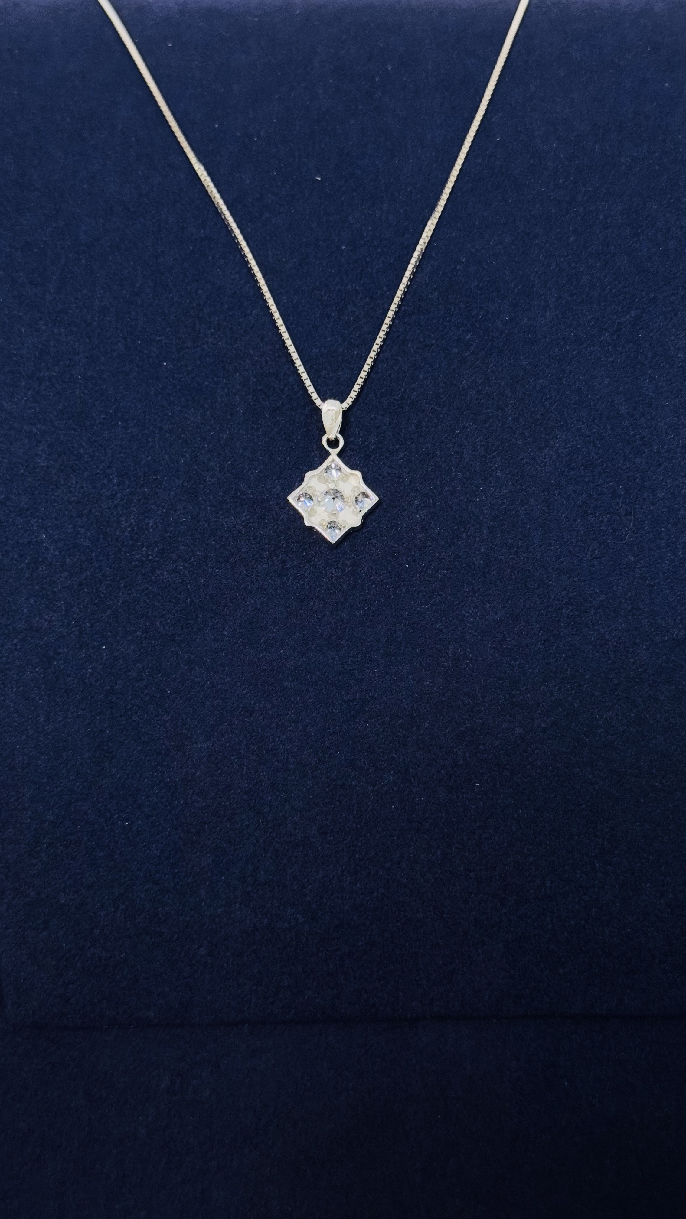 SQUARE DIAMOND SILVER NECKLACE