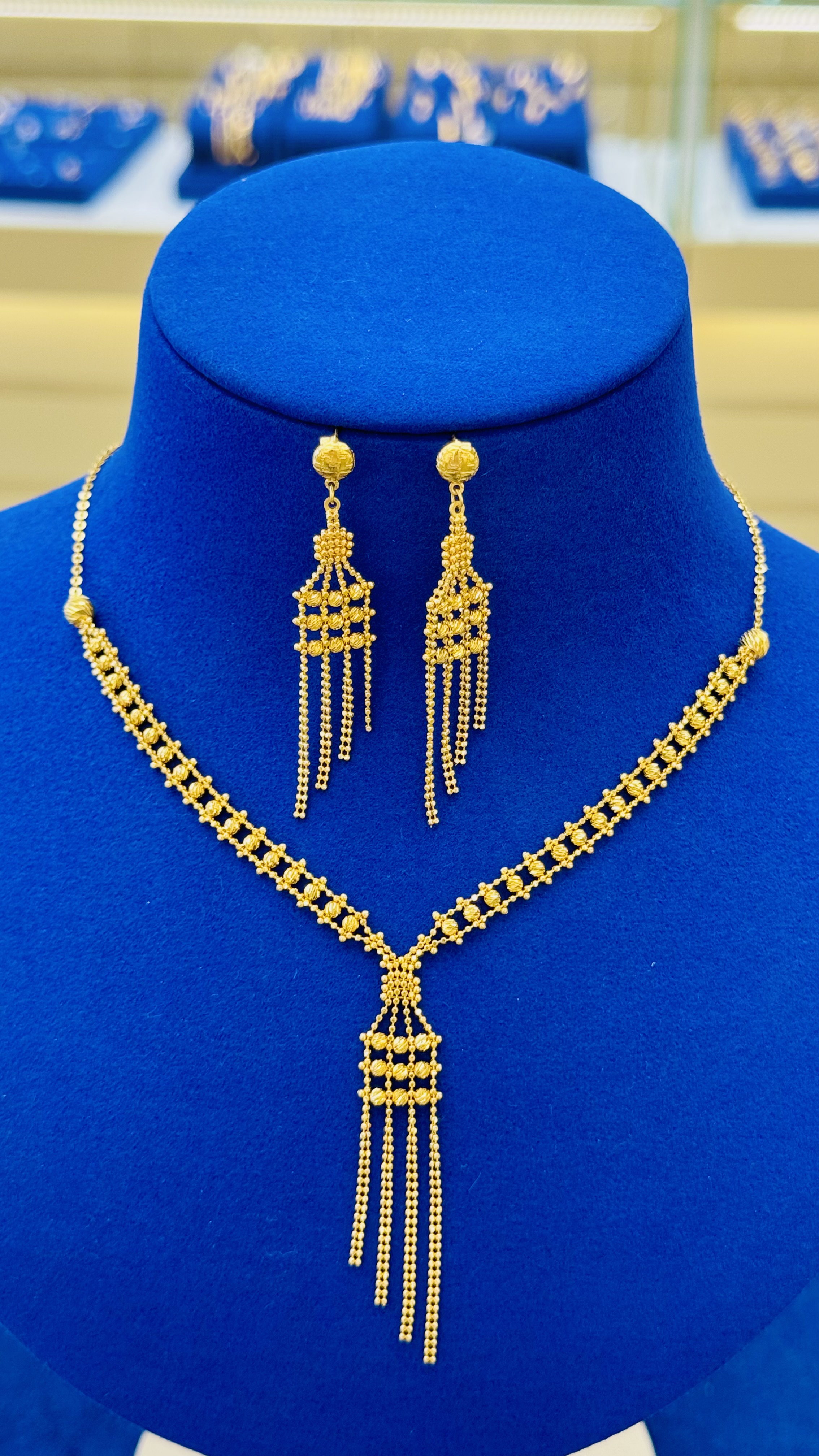 Women necklace 17.01g