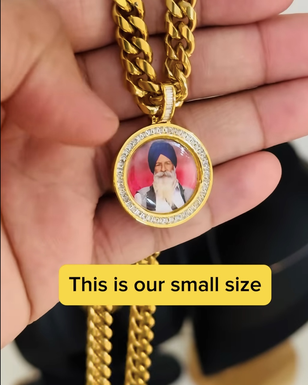 Small size real photo pendant