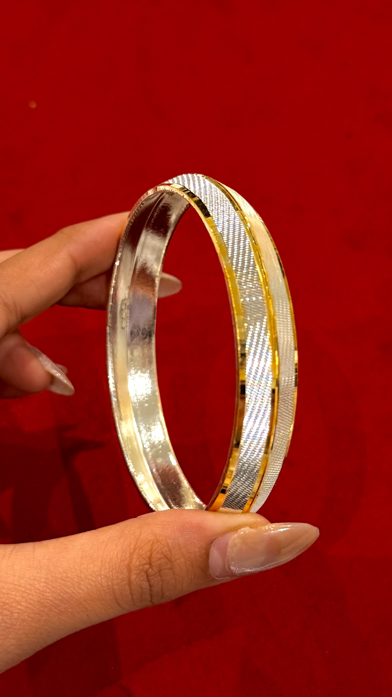 GOLDEN POLISHED MENs SILVER KADA