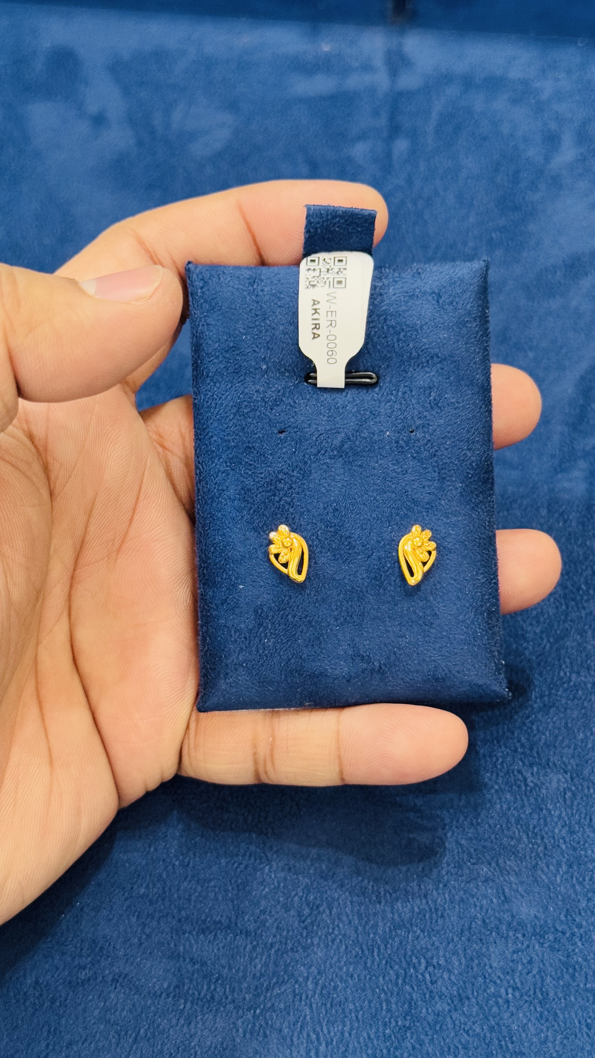 DESIGNER GOLD EARRINGS 2.24GRAM
