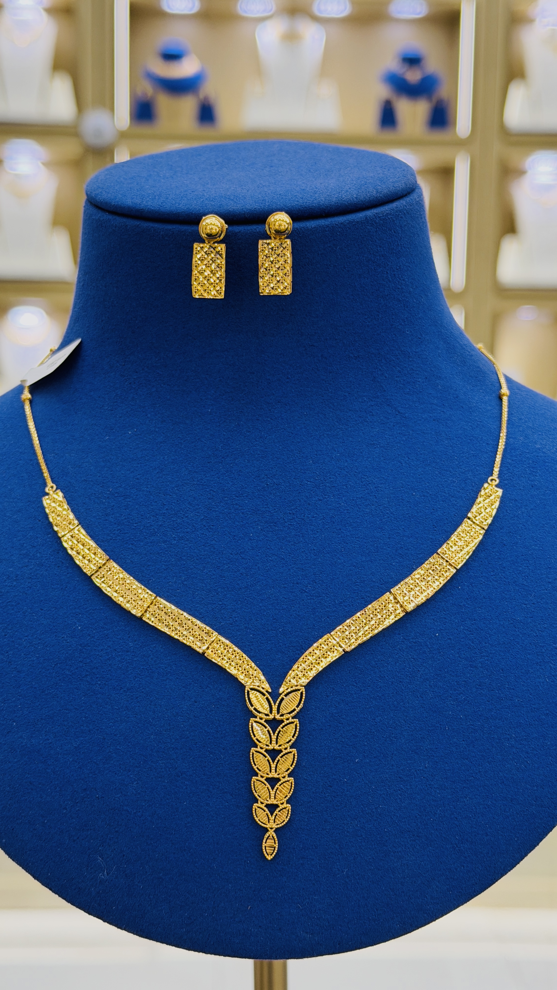 Women necklace 11.67GRAM