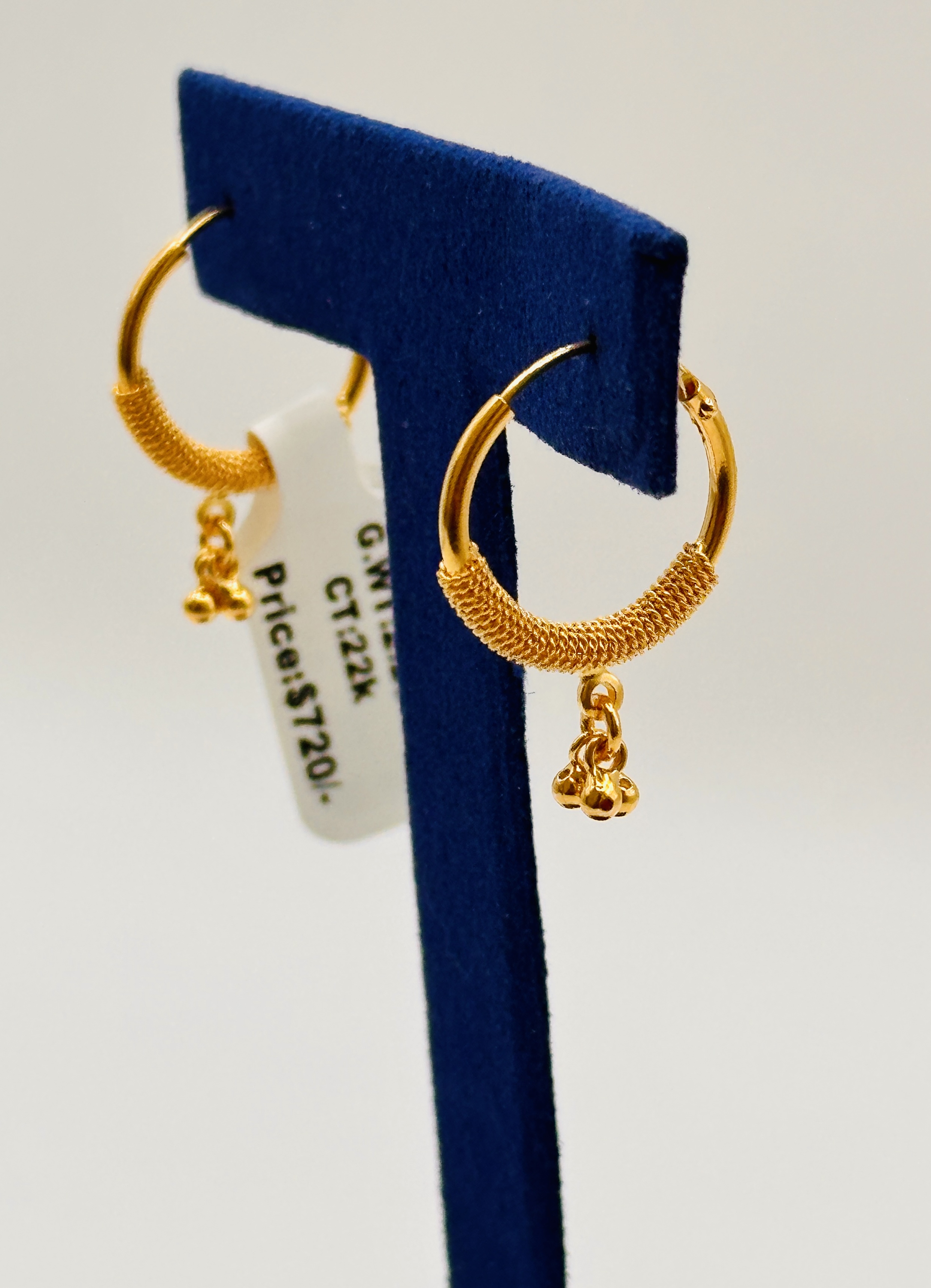 Women earrings 2.25 g