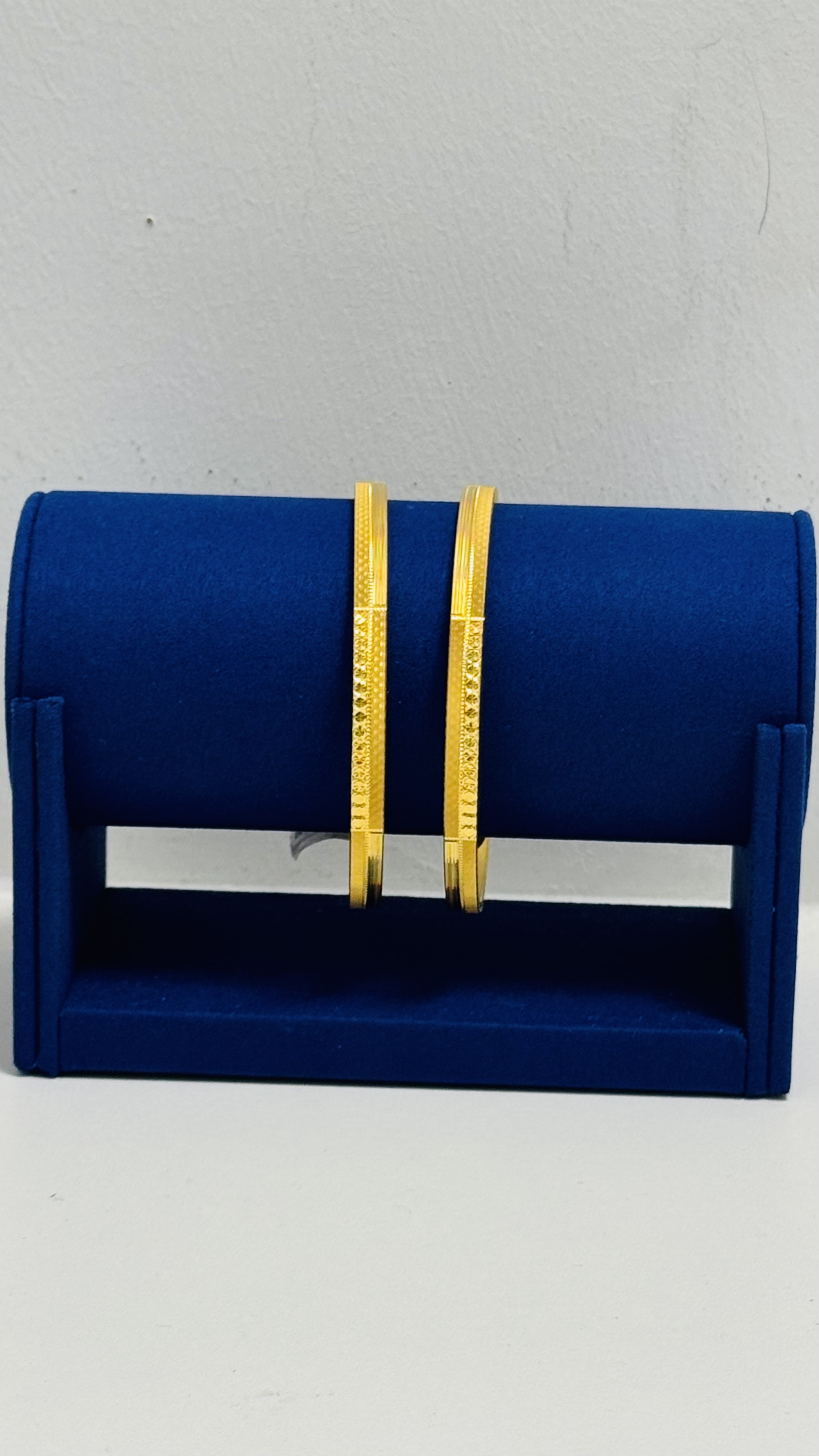 Women bangles 23.02g