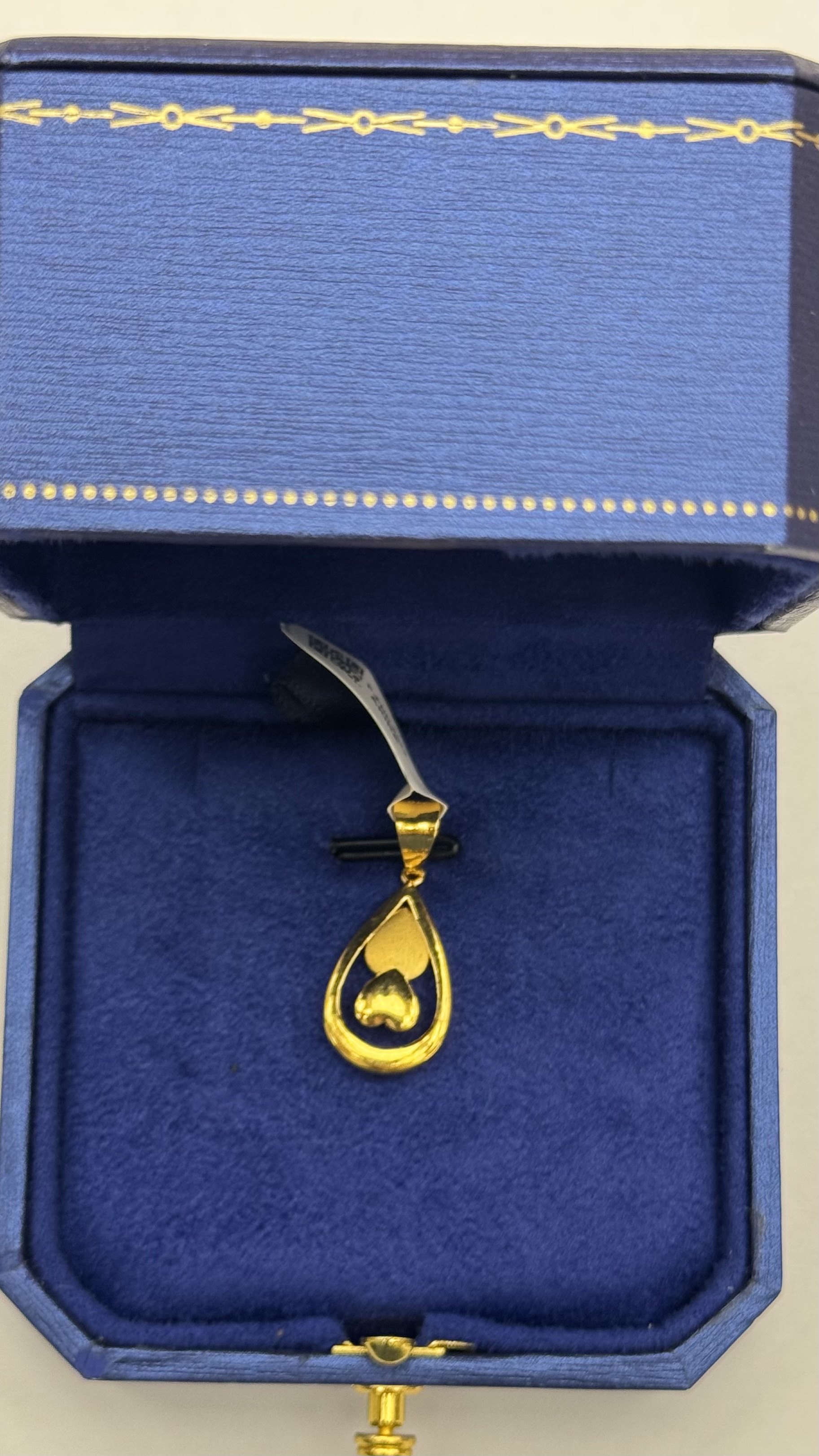 Women Pendant 1.82g