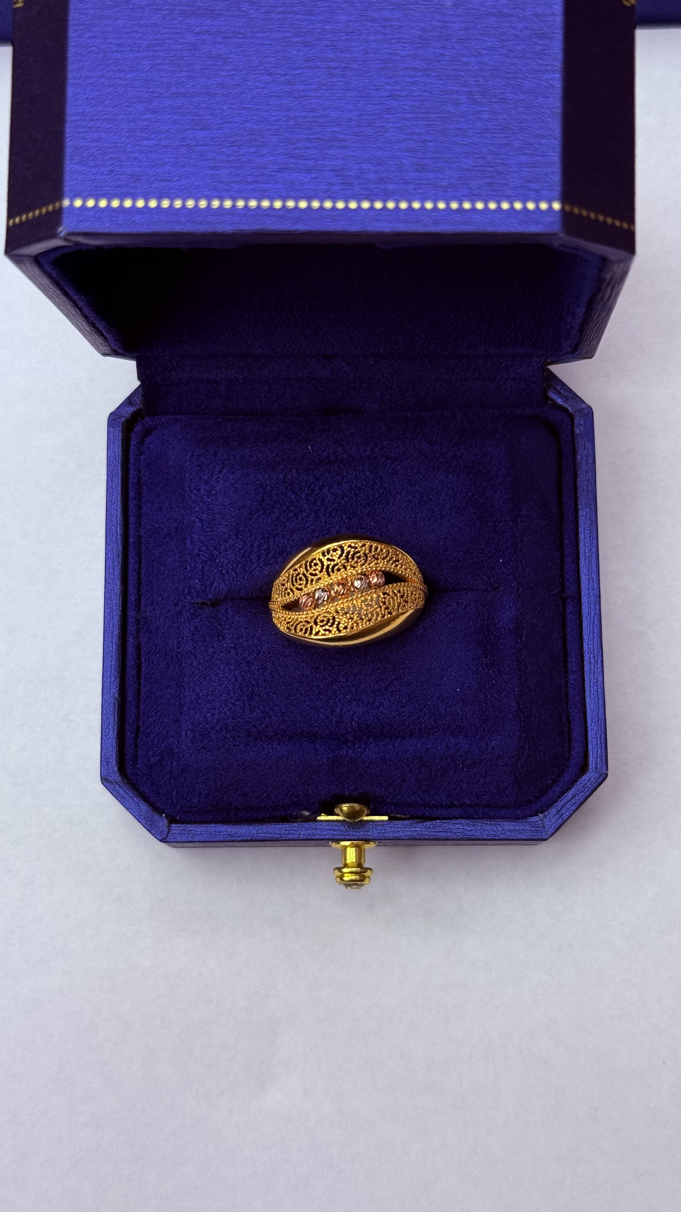 Women ring 5.02