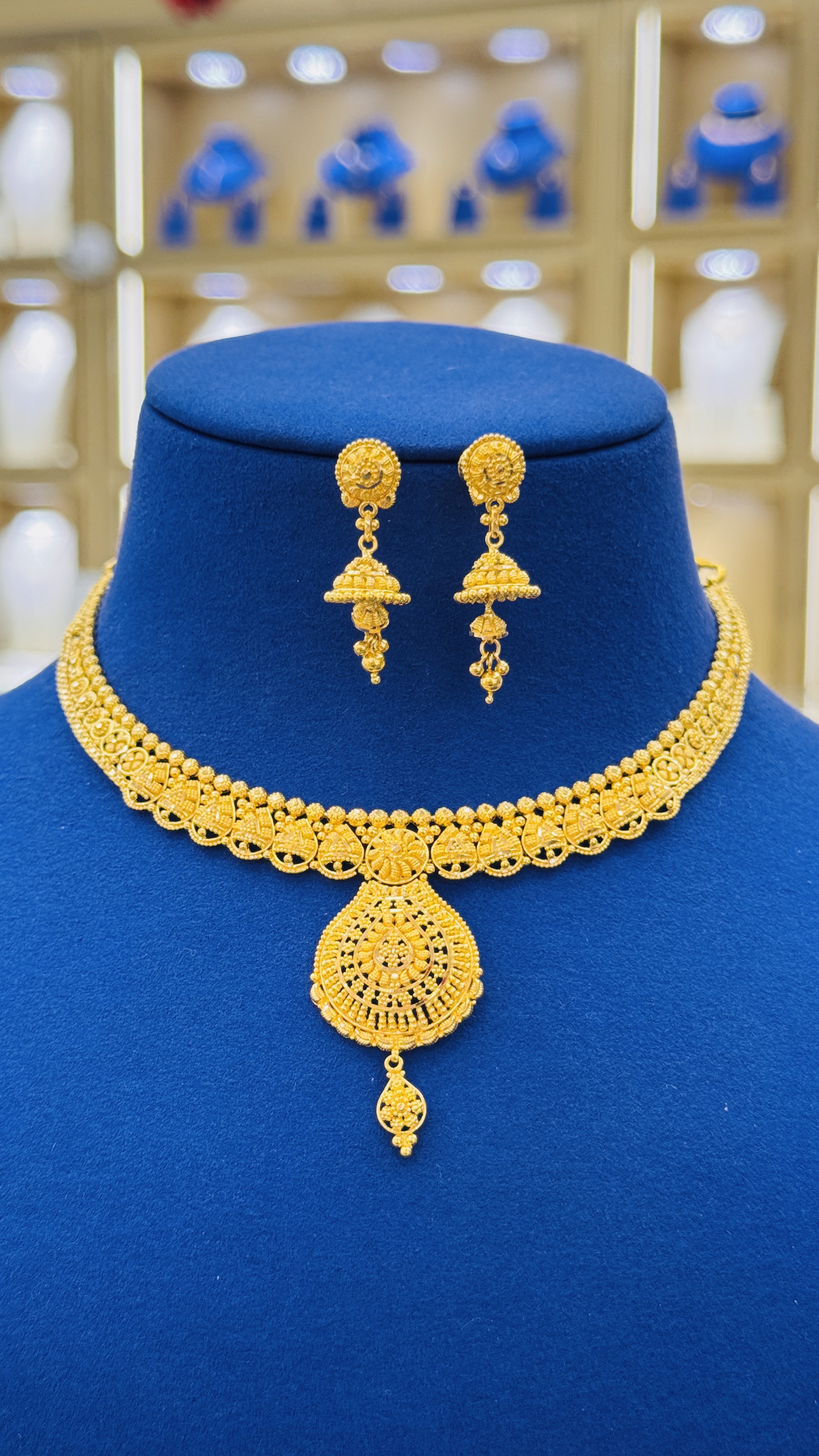 Women Necklace 29.82g