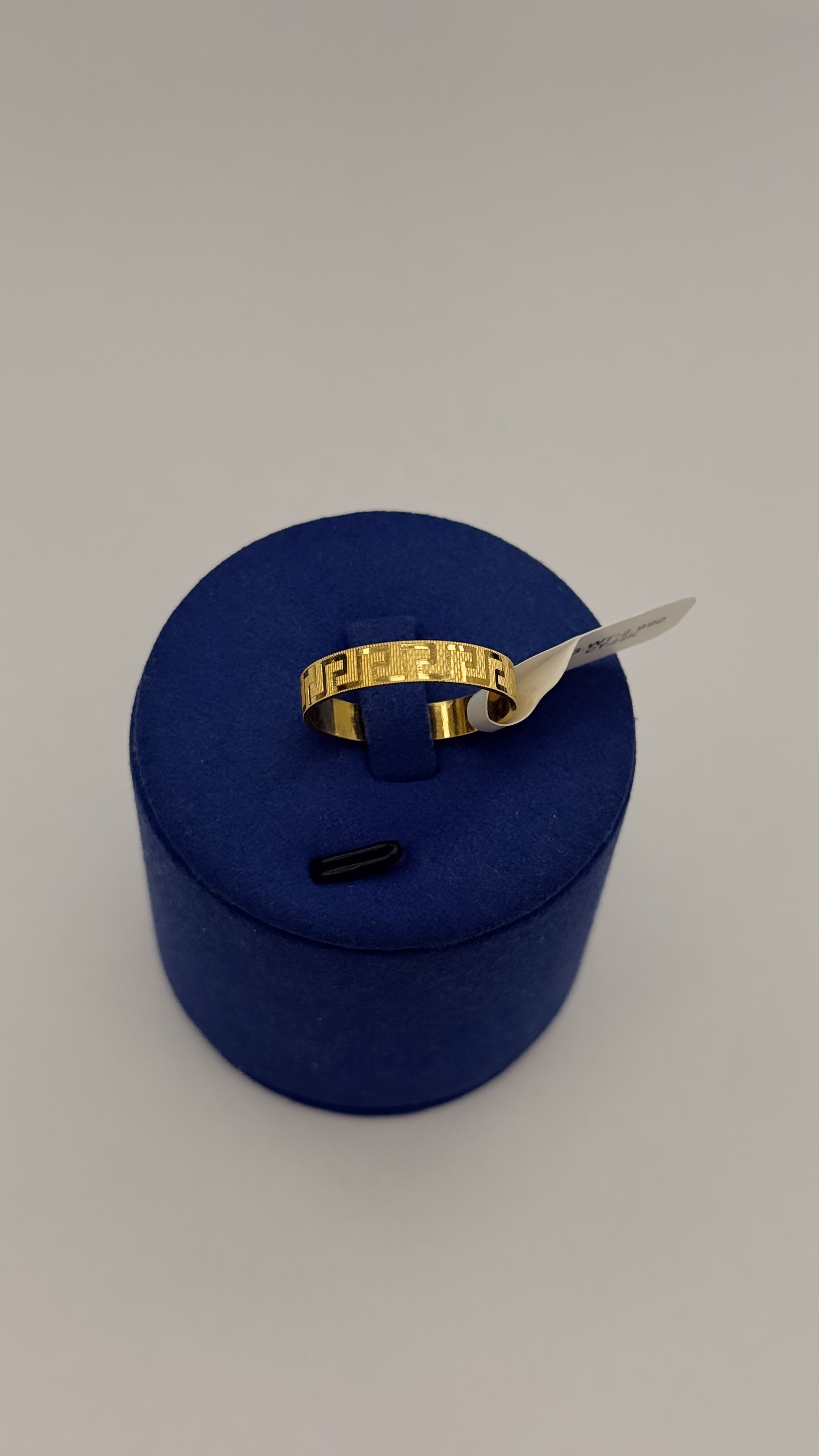 Bands 3.95