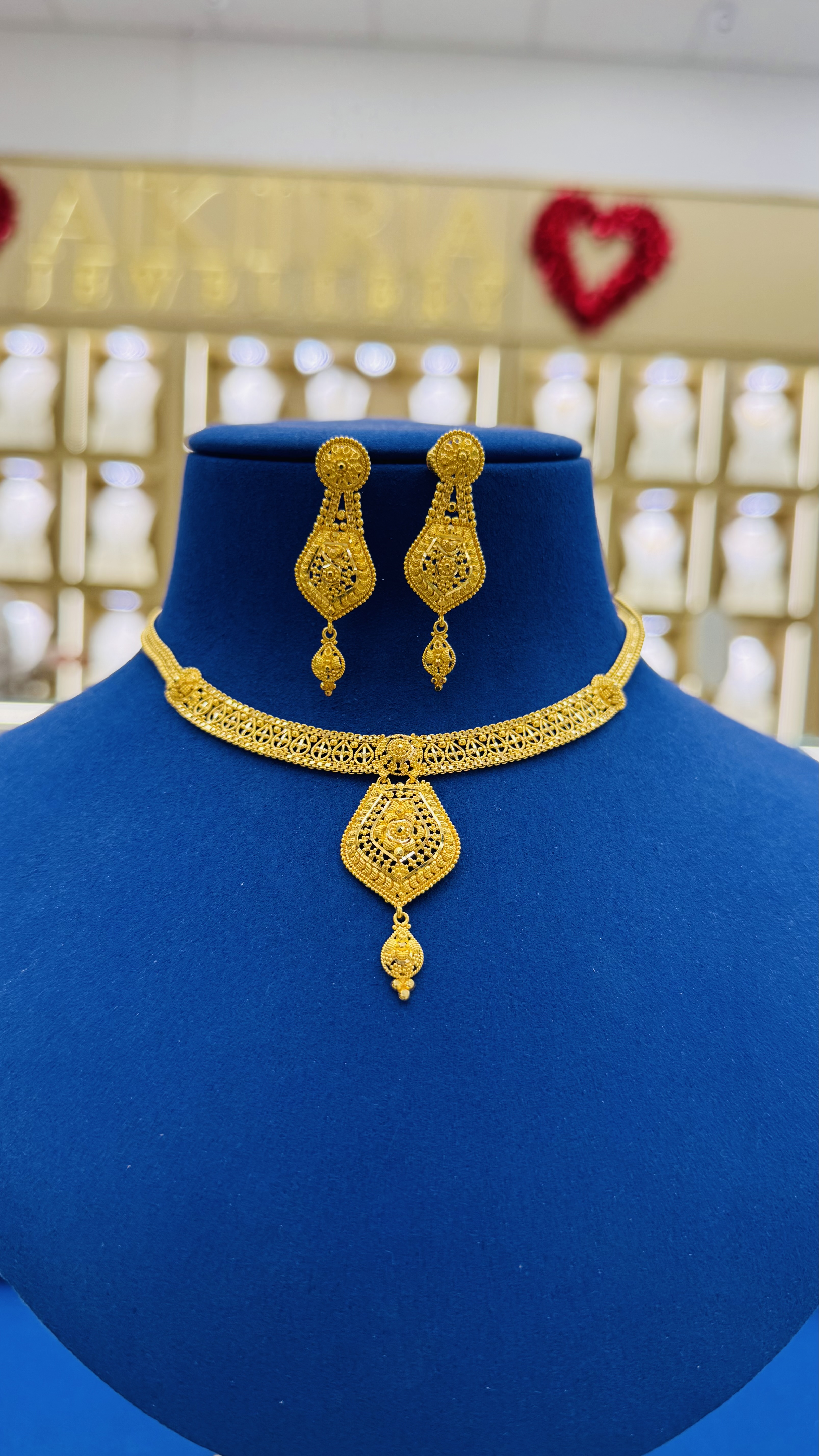 Women Necklace 23.17g