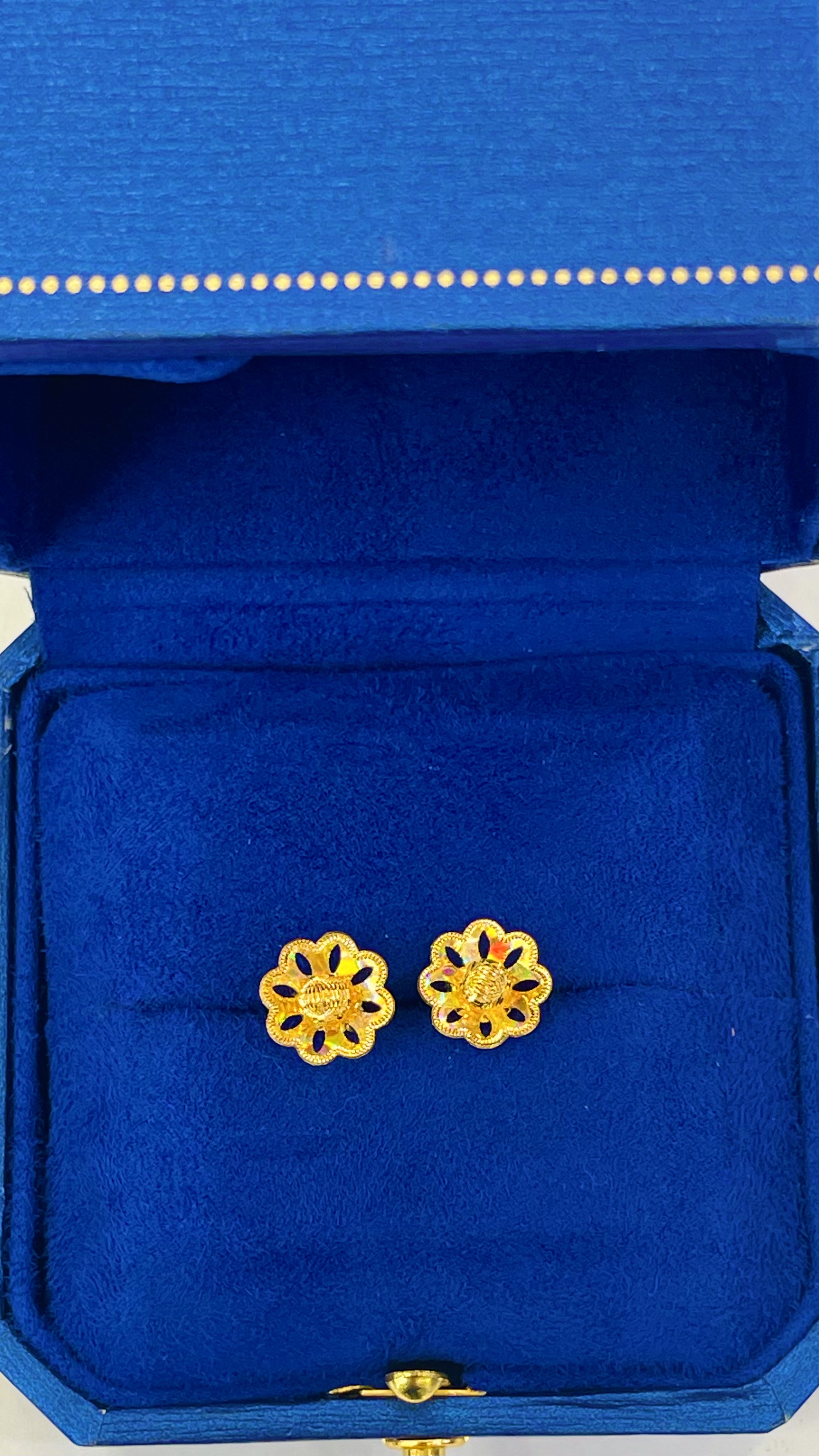 Women Studs 1.92g