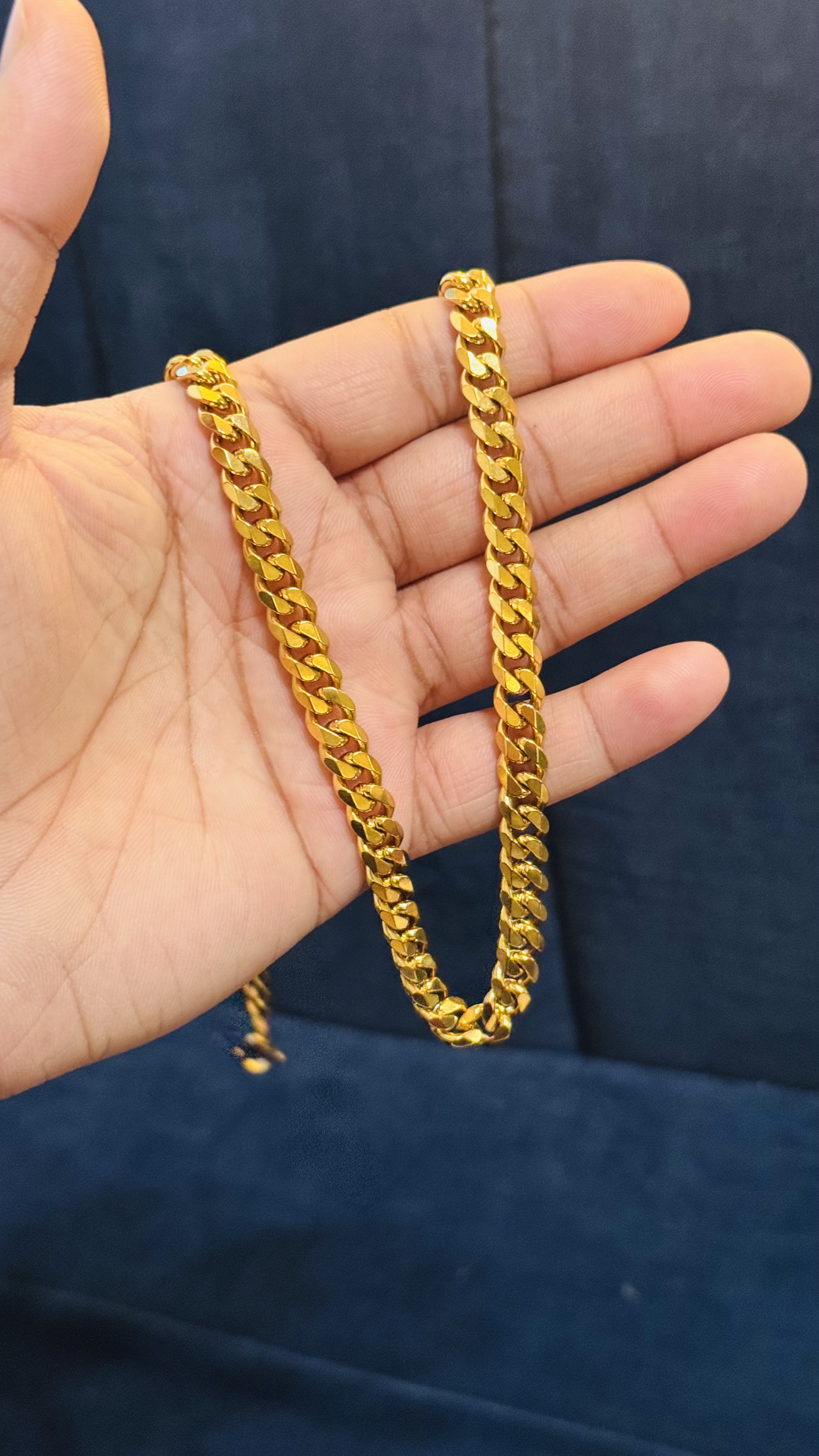Thick chain