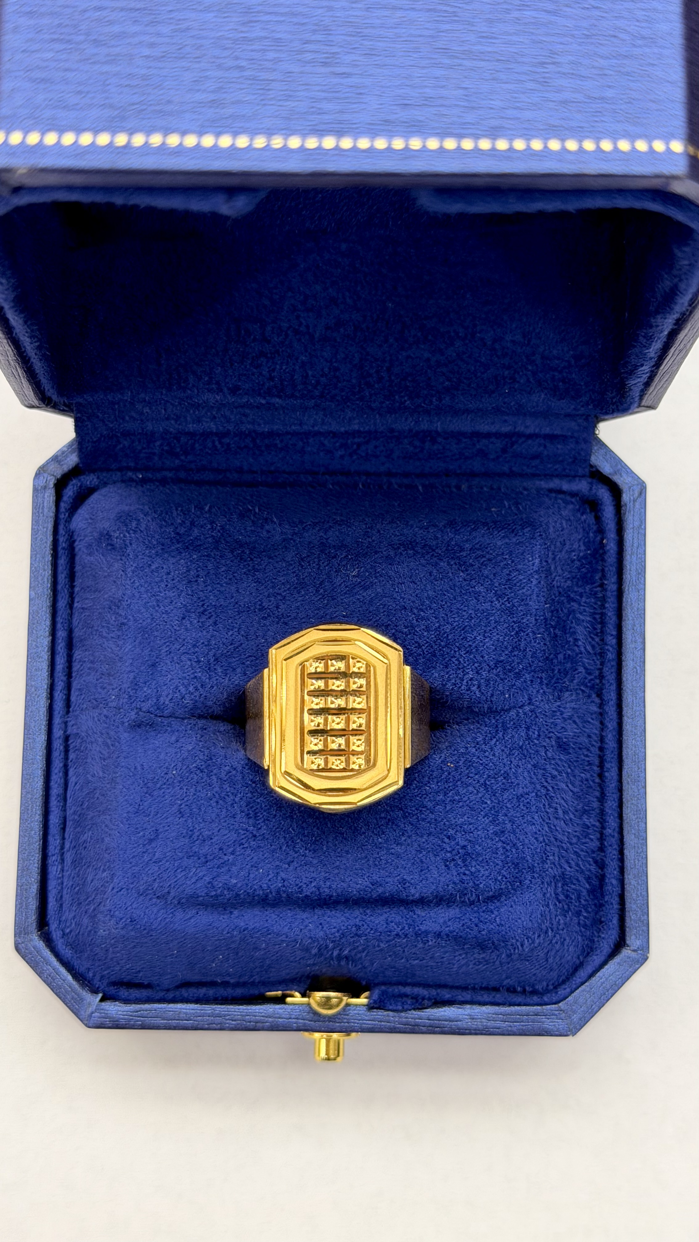Men ring3.97