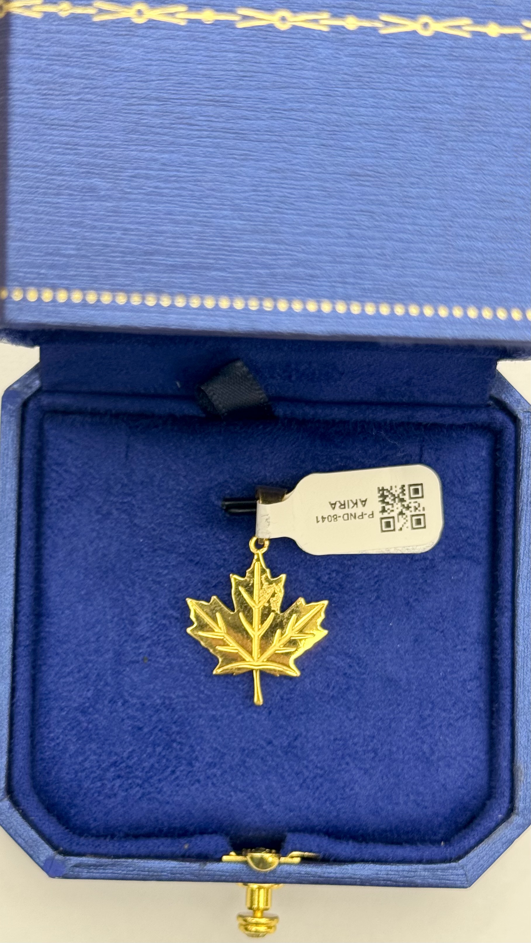 Women Pendant 3.59g