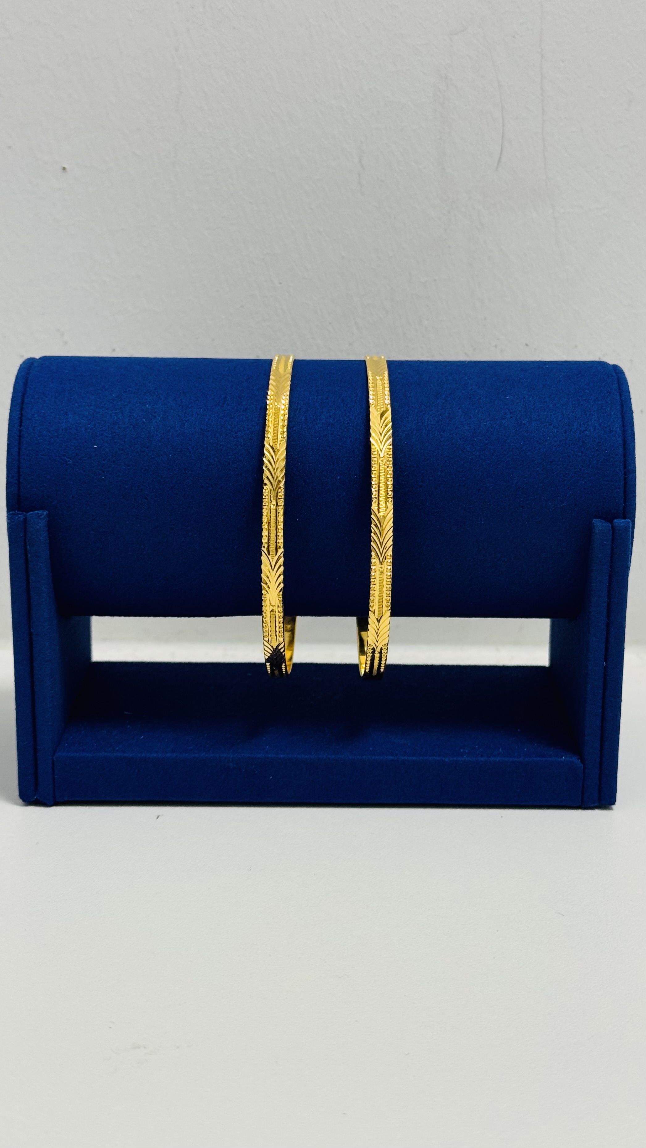 Women bangles 20.56g