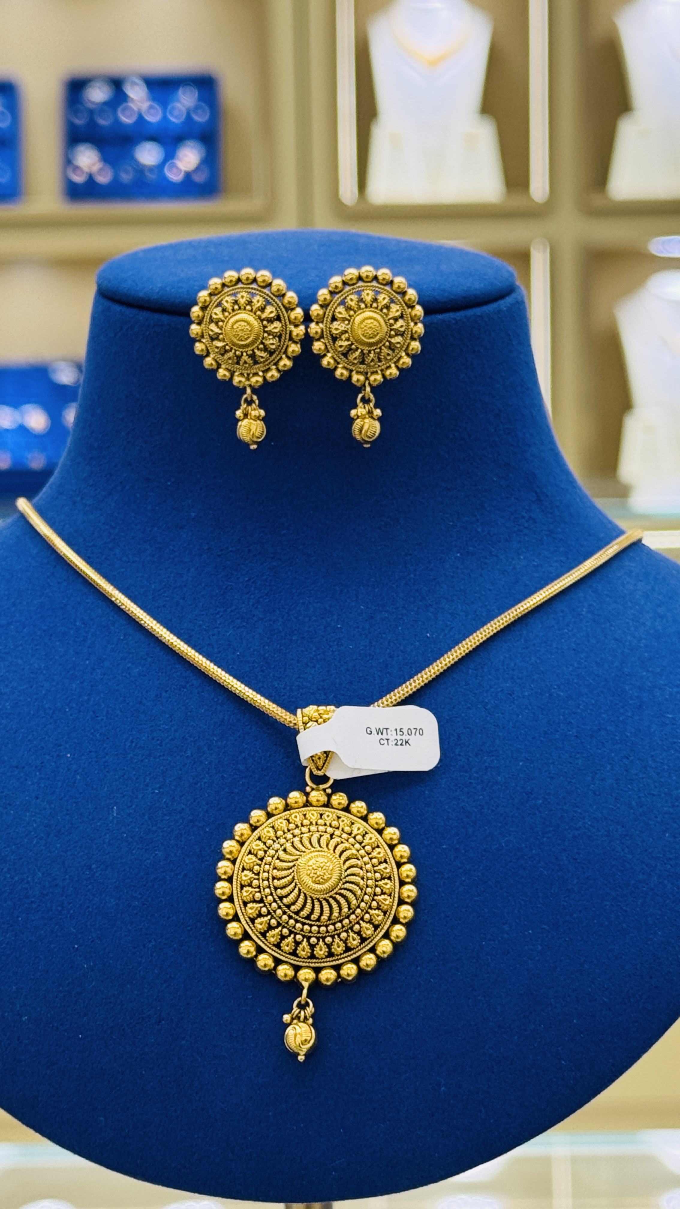 Women pendant set 15.07g