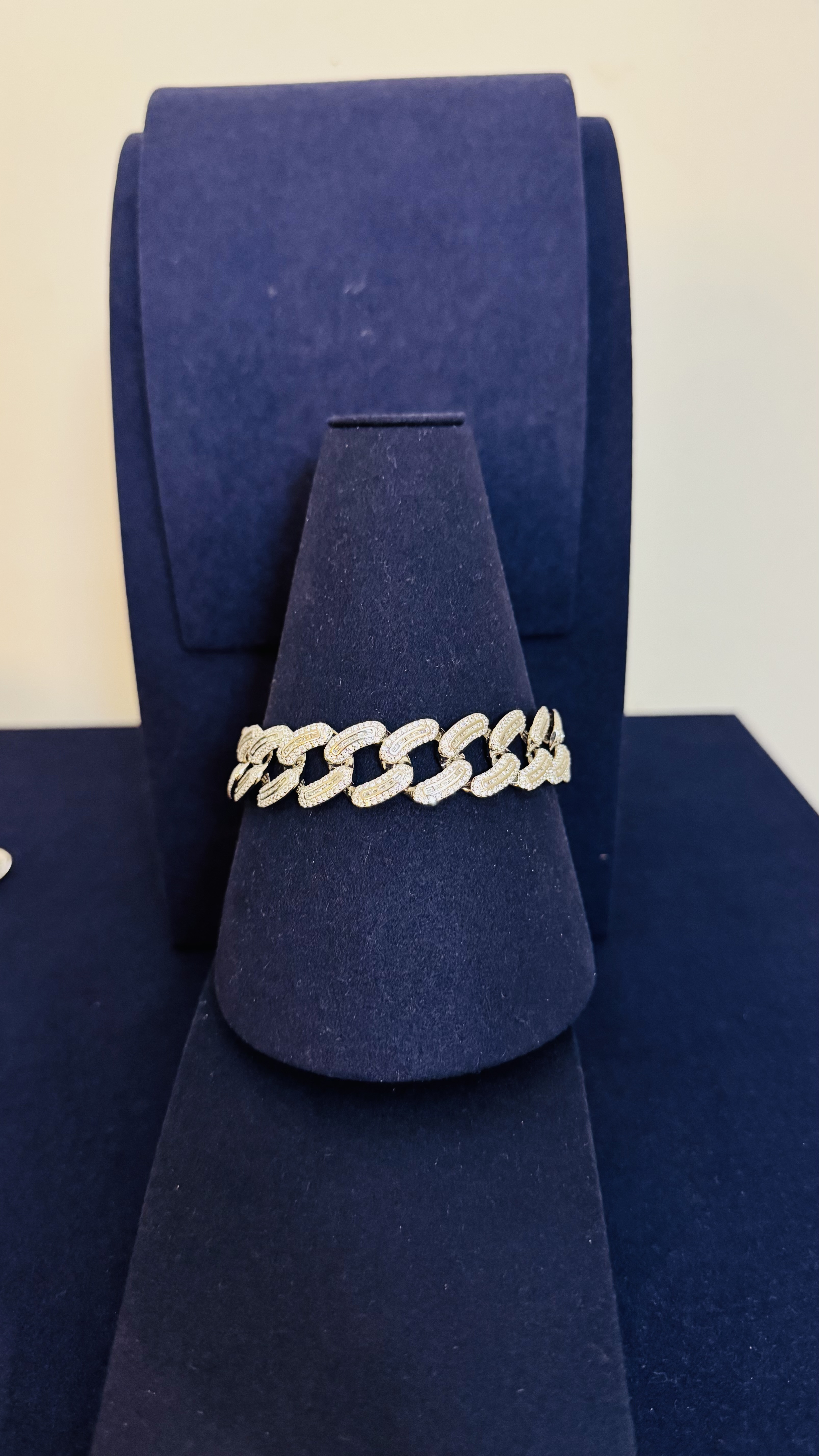 SILVER MENBRACELET THICK