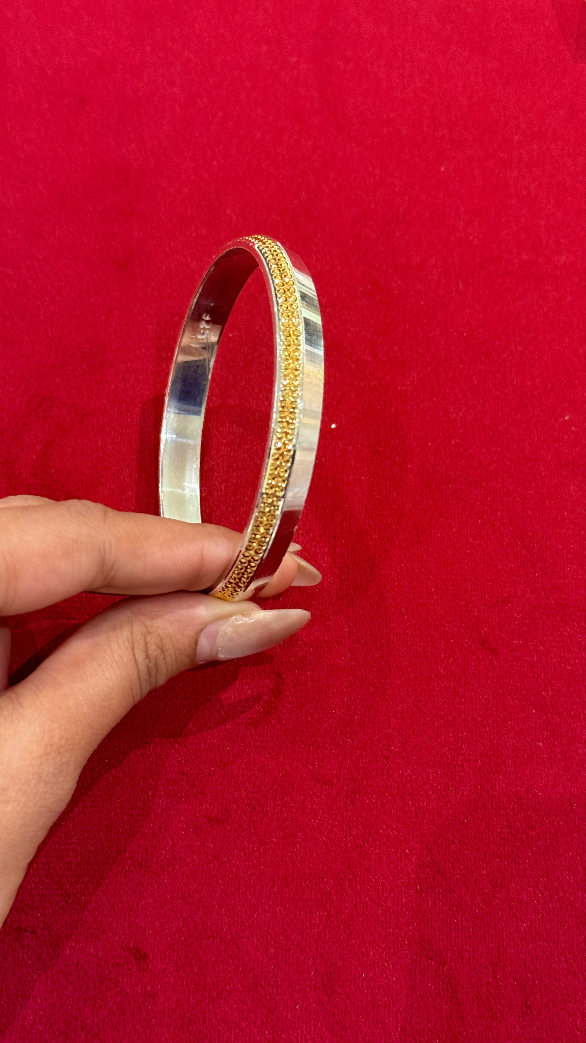 ONE SIDE DOTTED GOLD DESIGN SILVER KADA