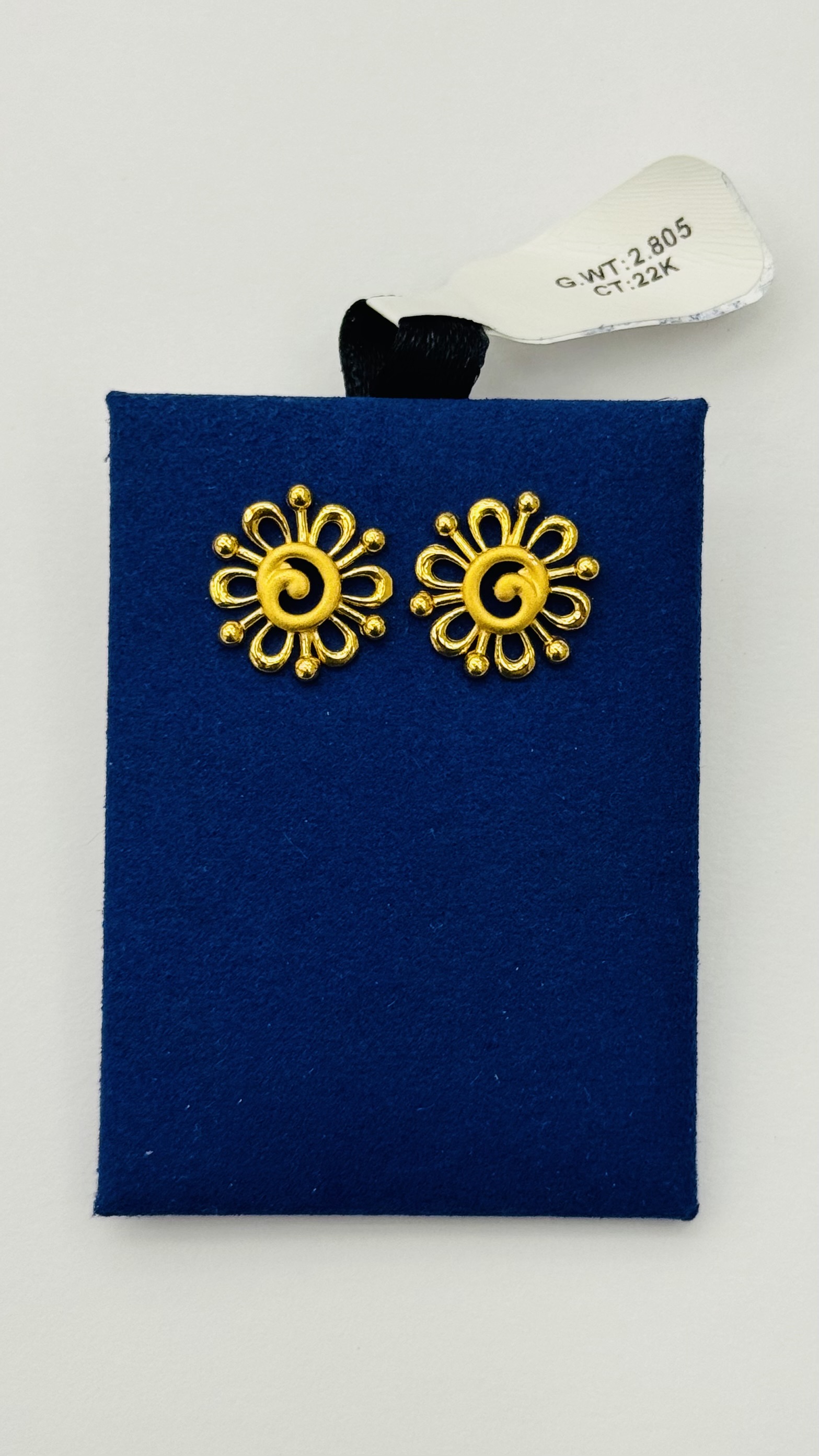 Women earrings 2.80