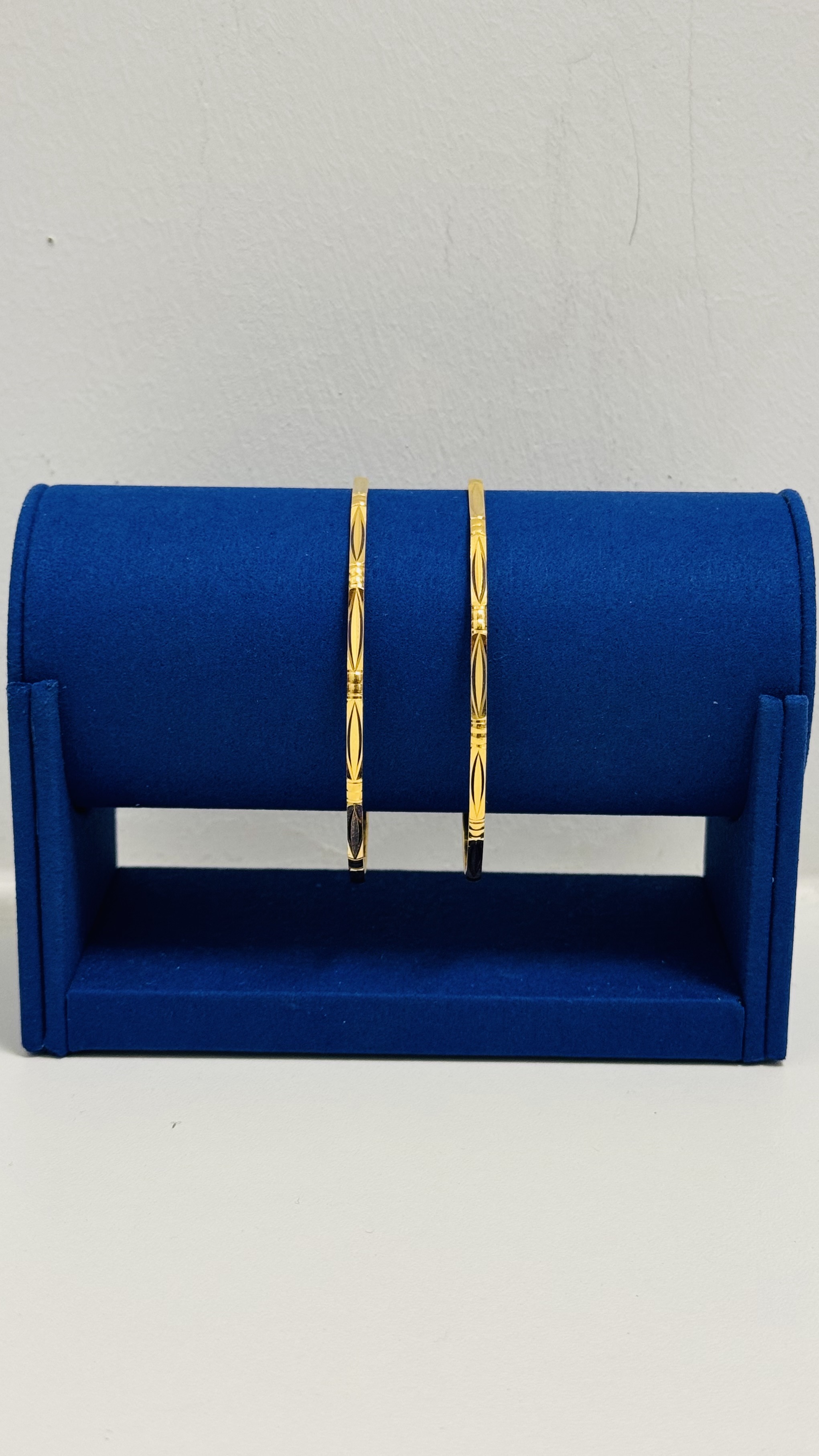 Women bangles 22.23g