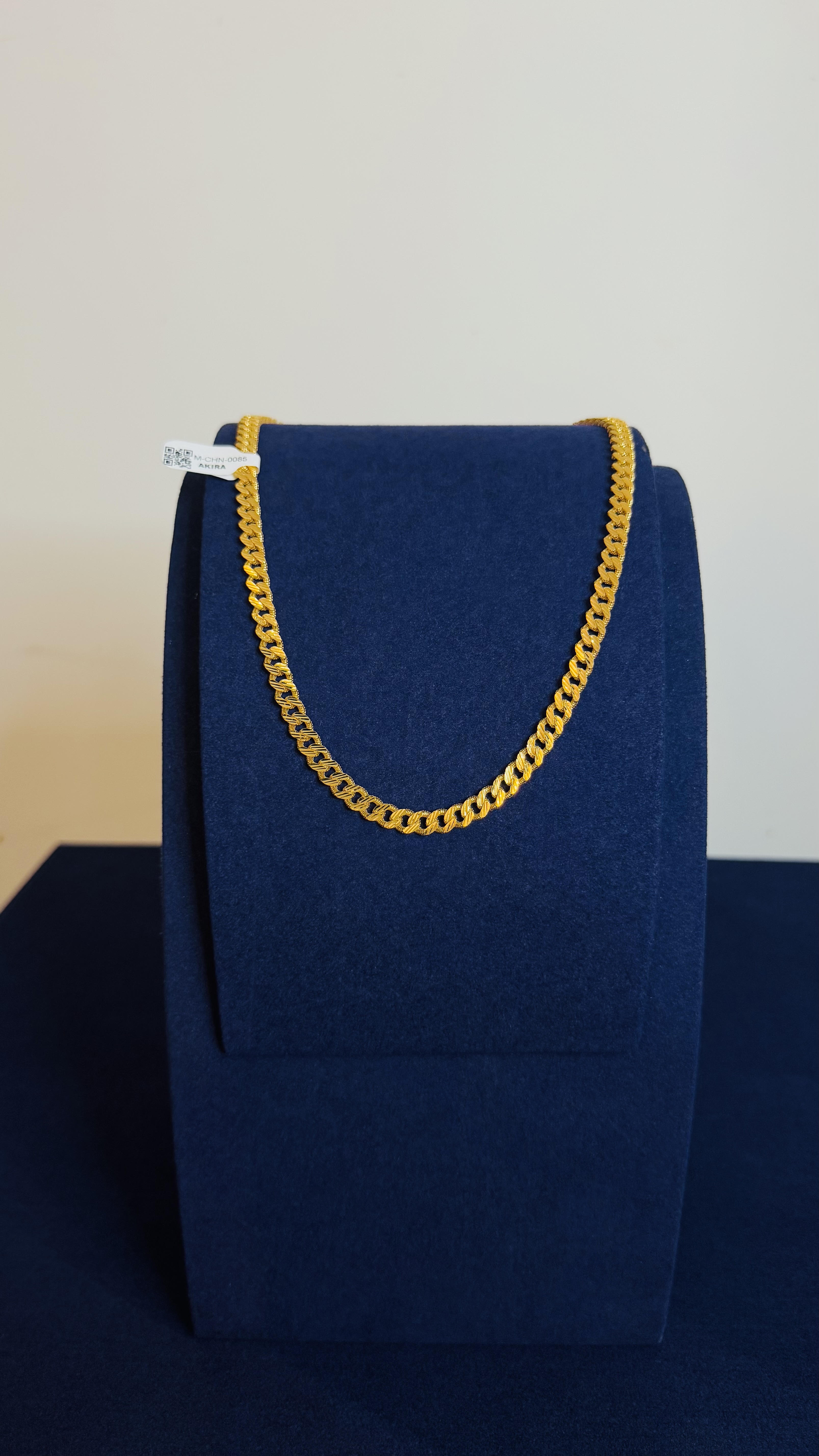 https://www.akirajewellery.com/product/CUBIC%20SOLID%20GOLD%20CHAIN