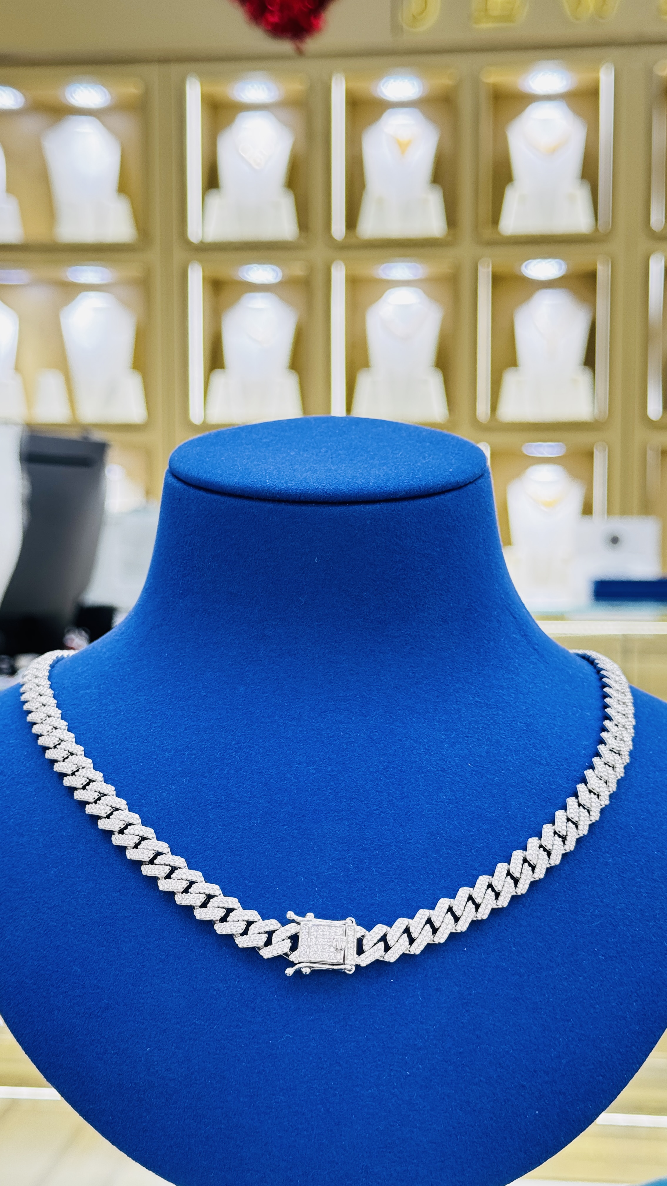 Men chain 74.78G
