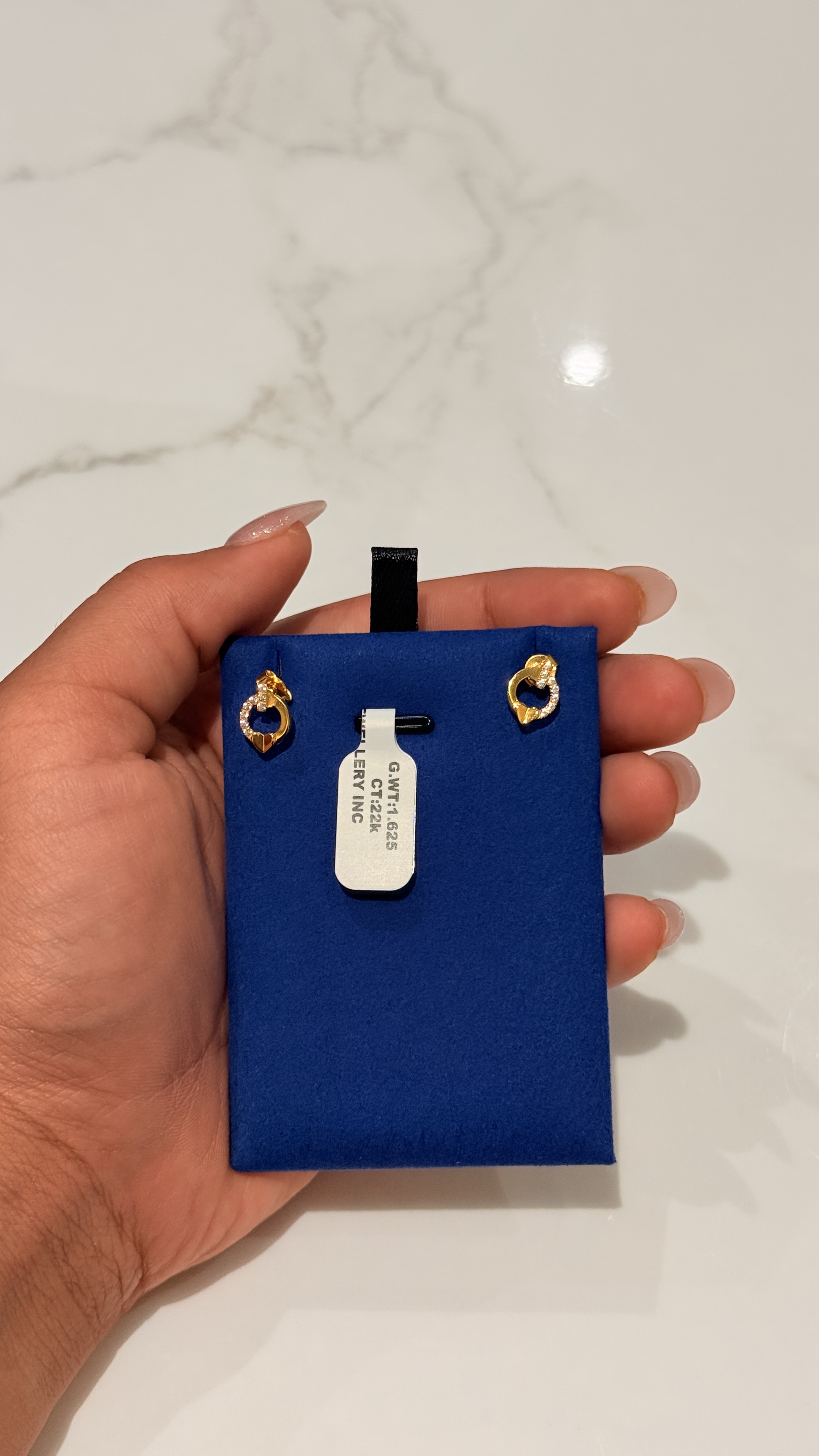 22k gold studs 1.625 g