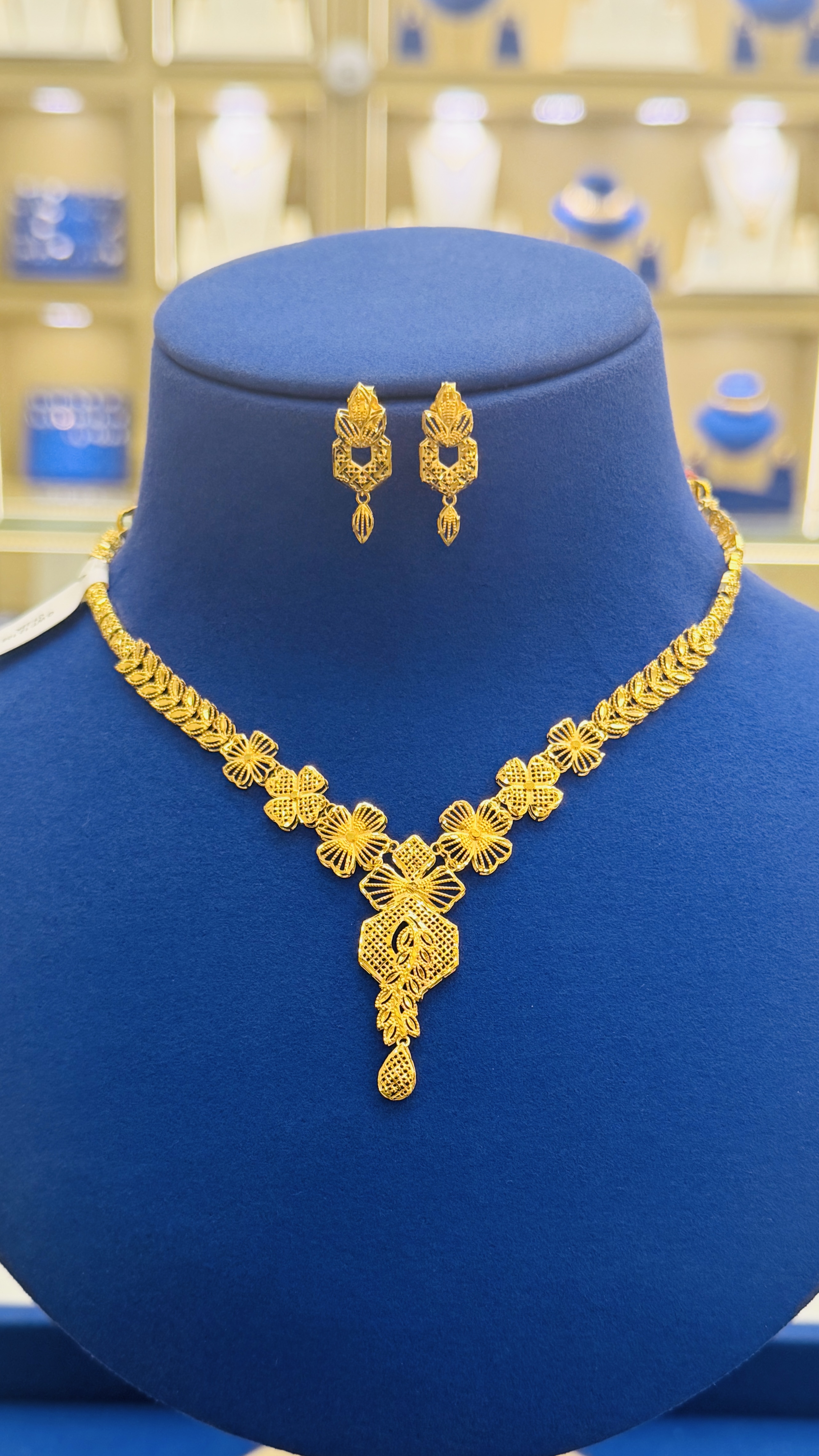 Women necklace 12.10