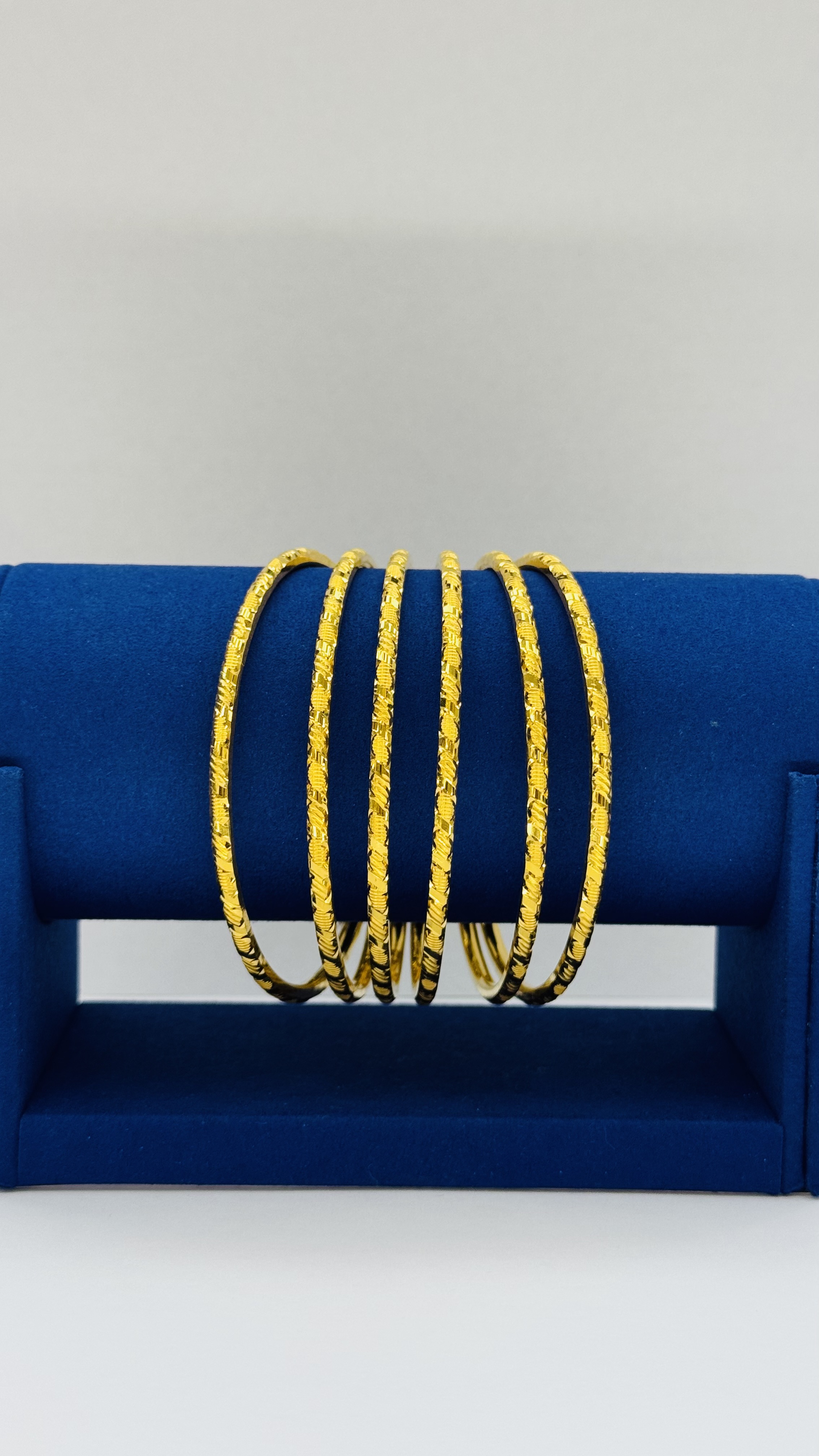 Women Bangles 37.67g