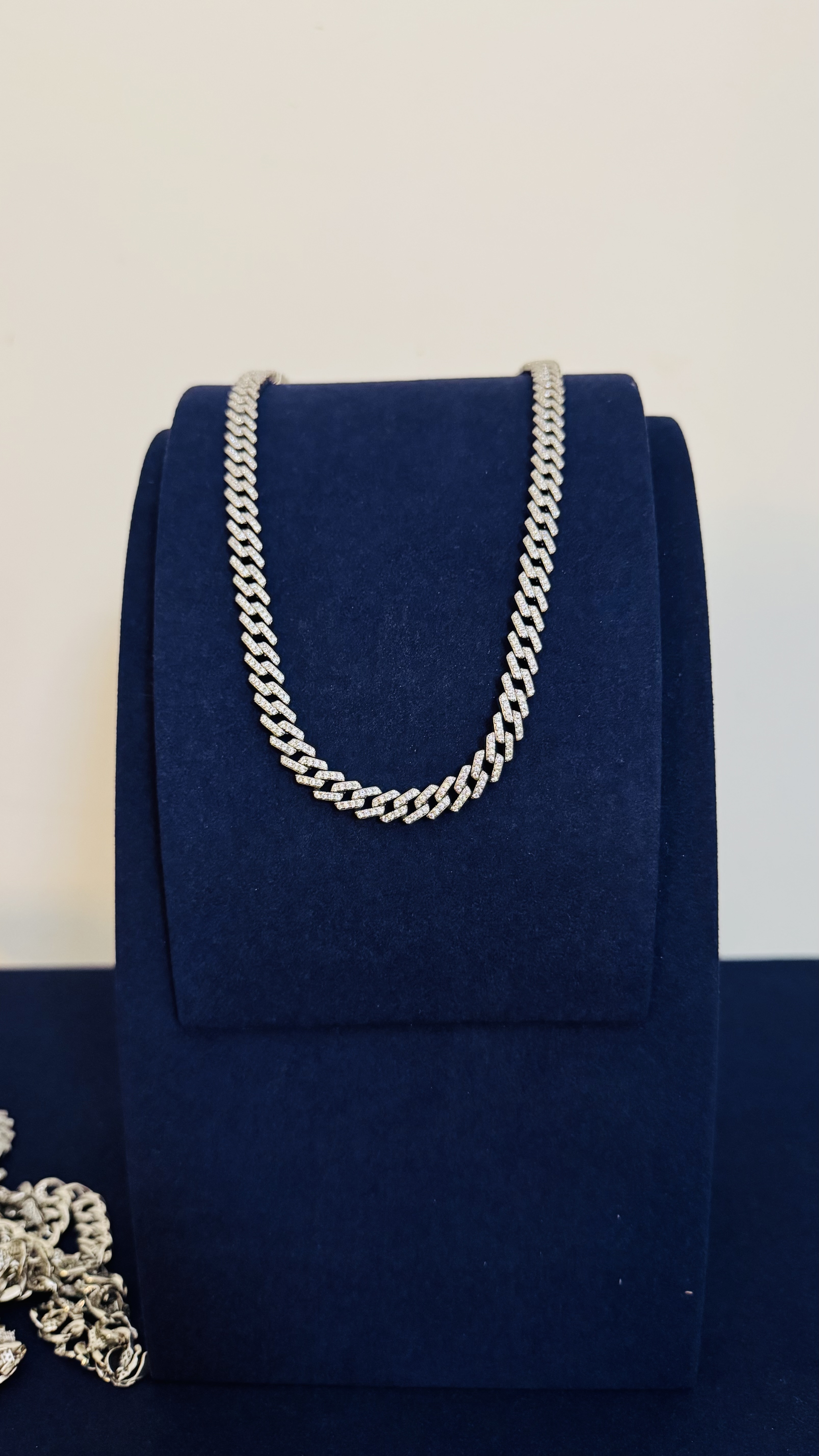 THIN ICE OUT SILVEE CHAIN