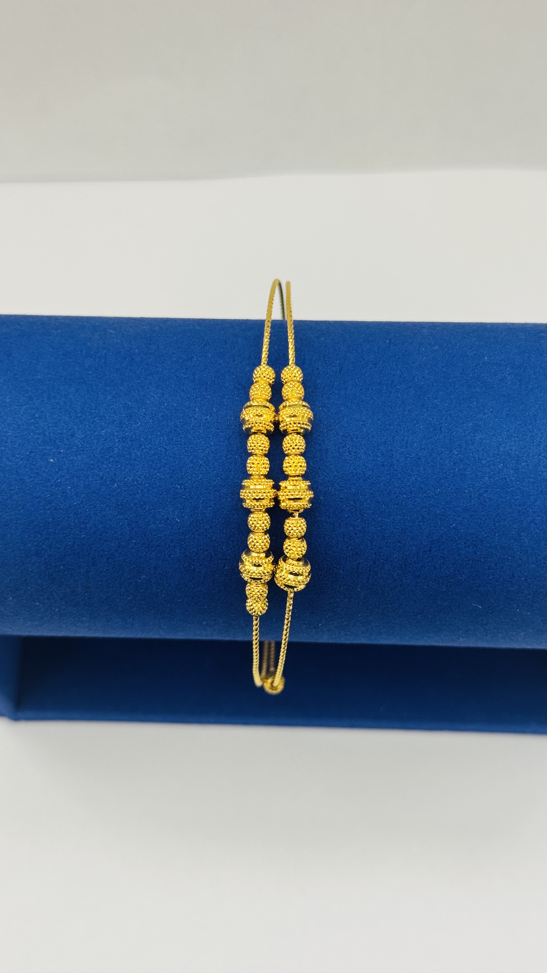 Women bracelet 8.61