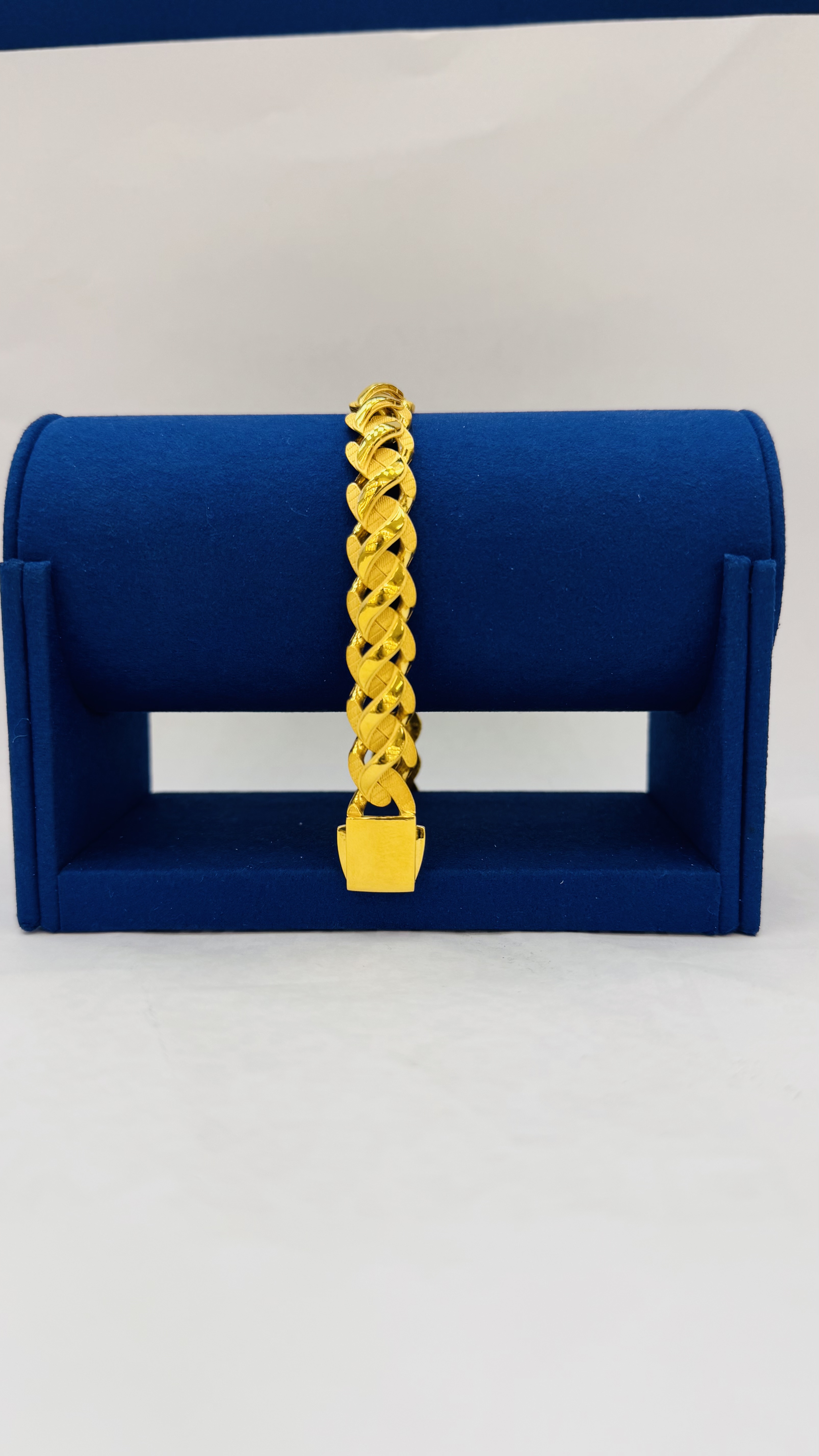 Men Bracelet 18.58g