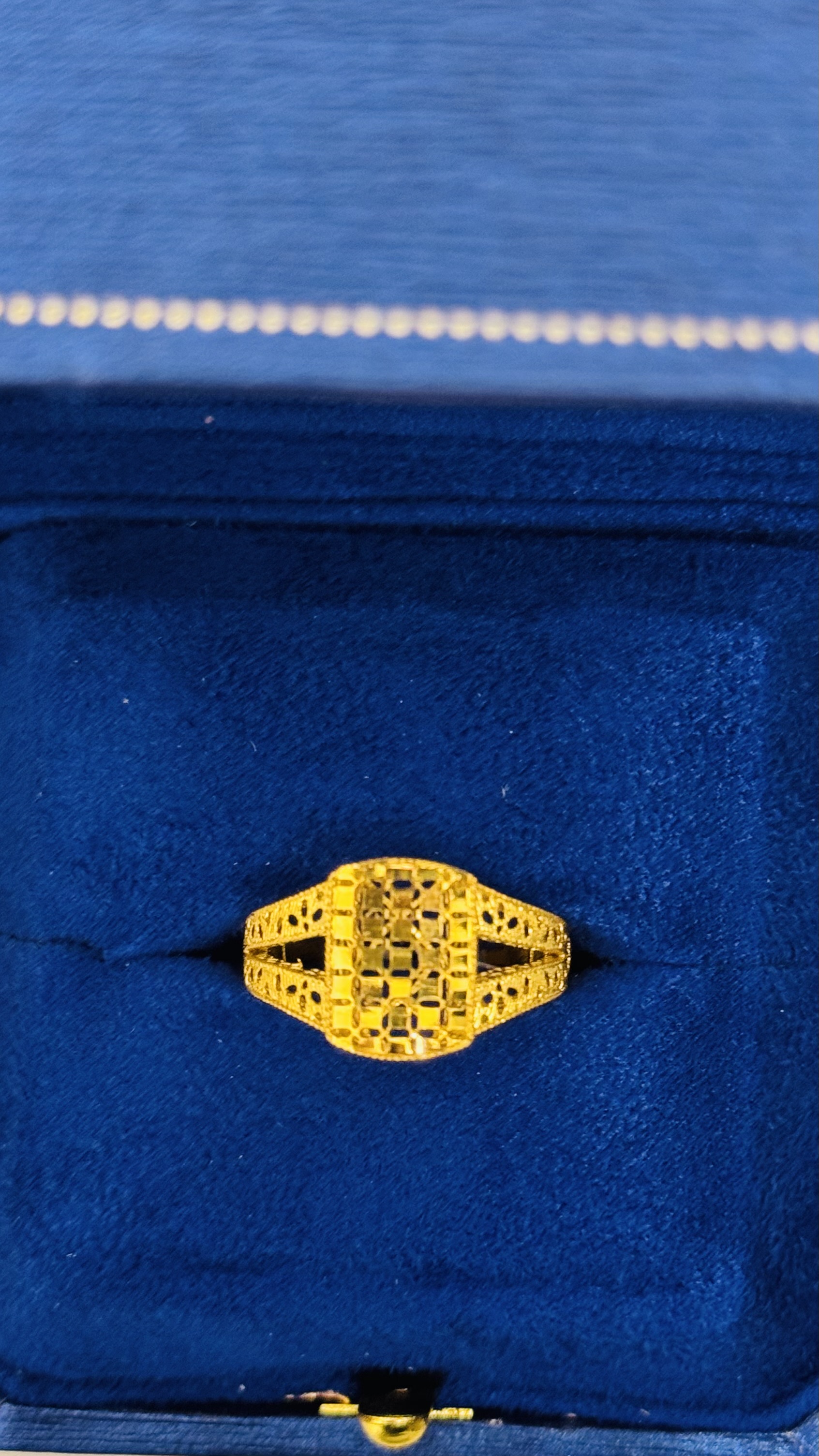 Rectangular ring 2.26 g