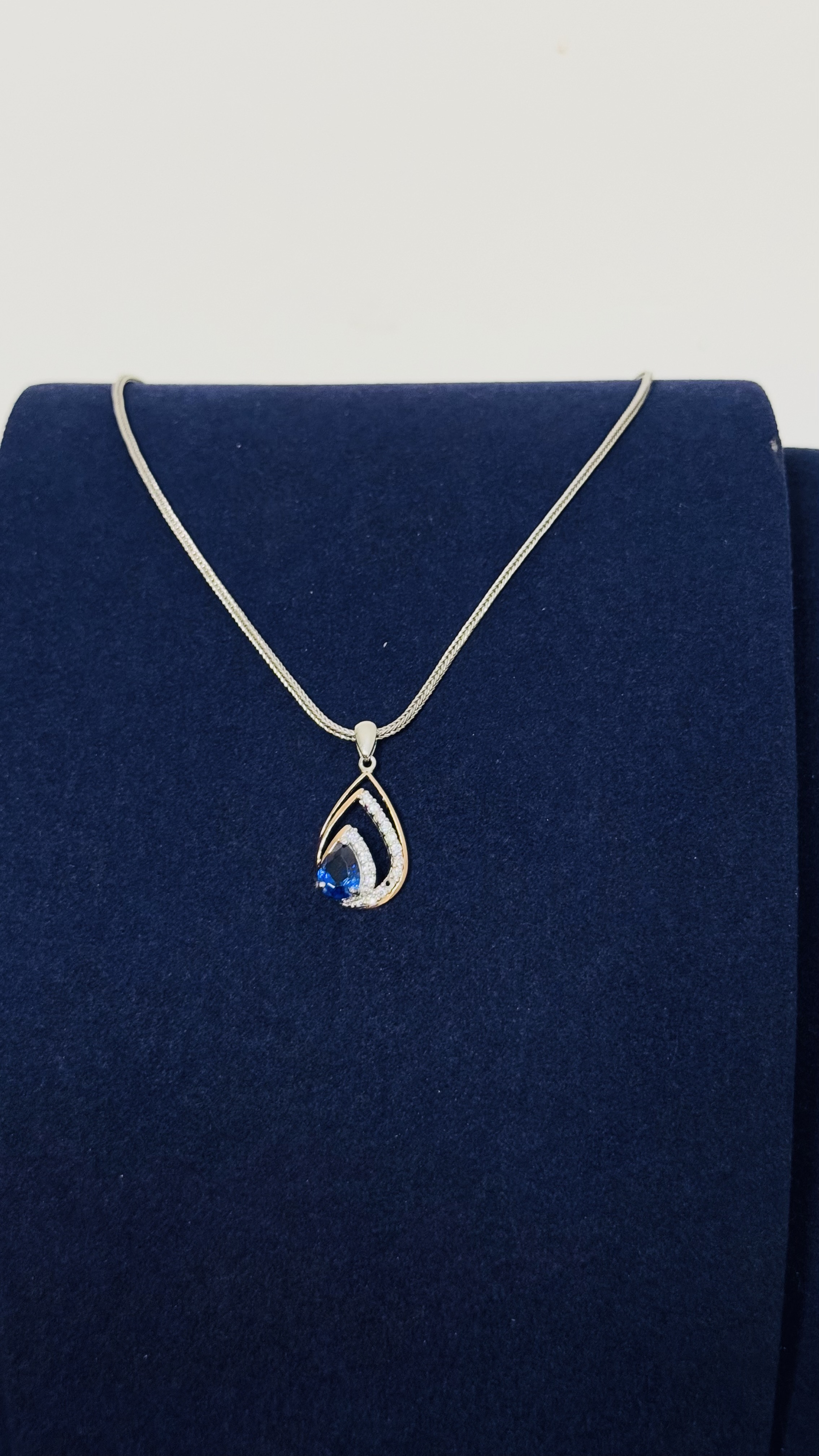 Silver pendant women